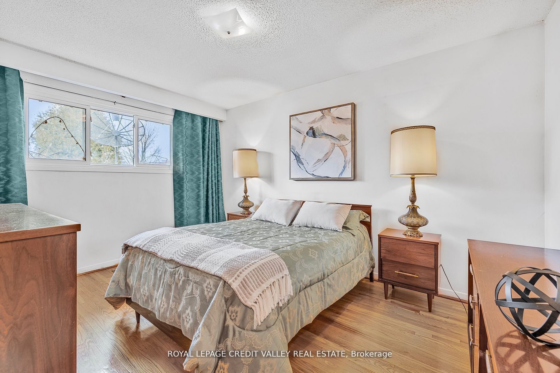 82 Terra Cotta Crescent Property Photo 20