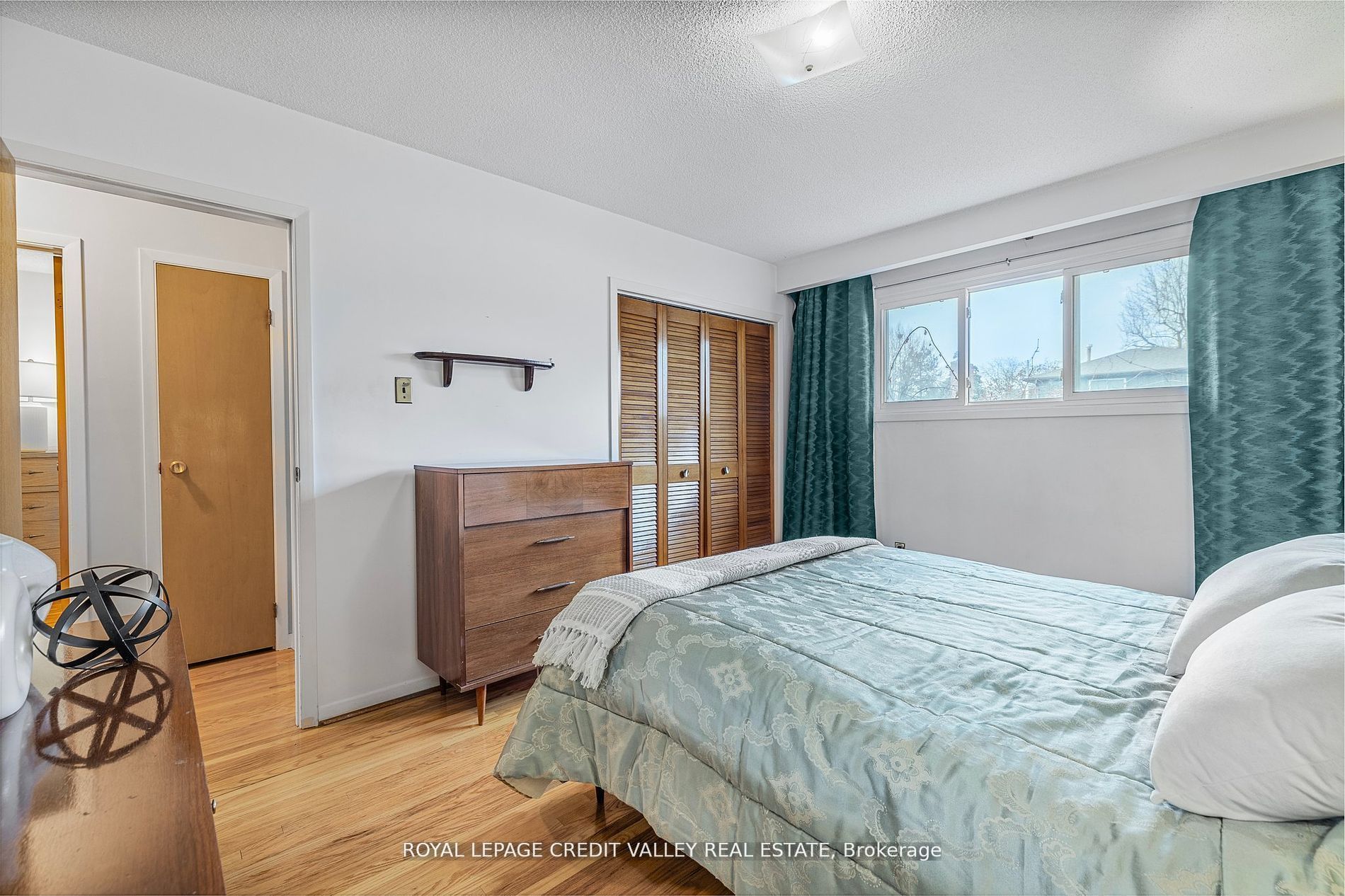 82 Terra Cotta Crescent Property Photo 21