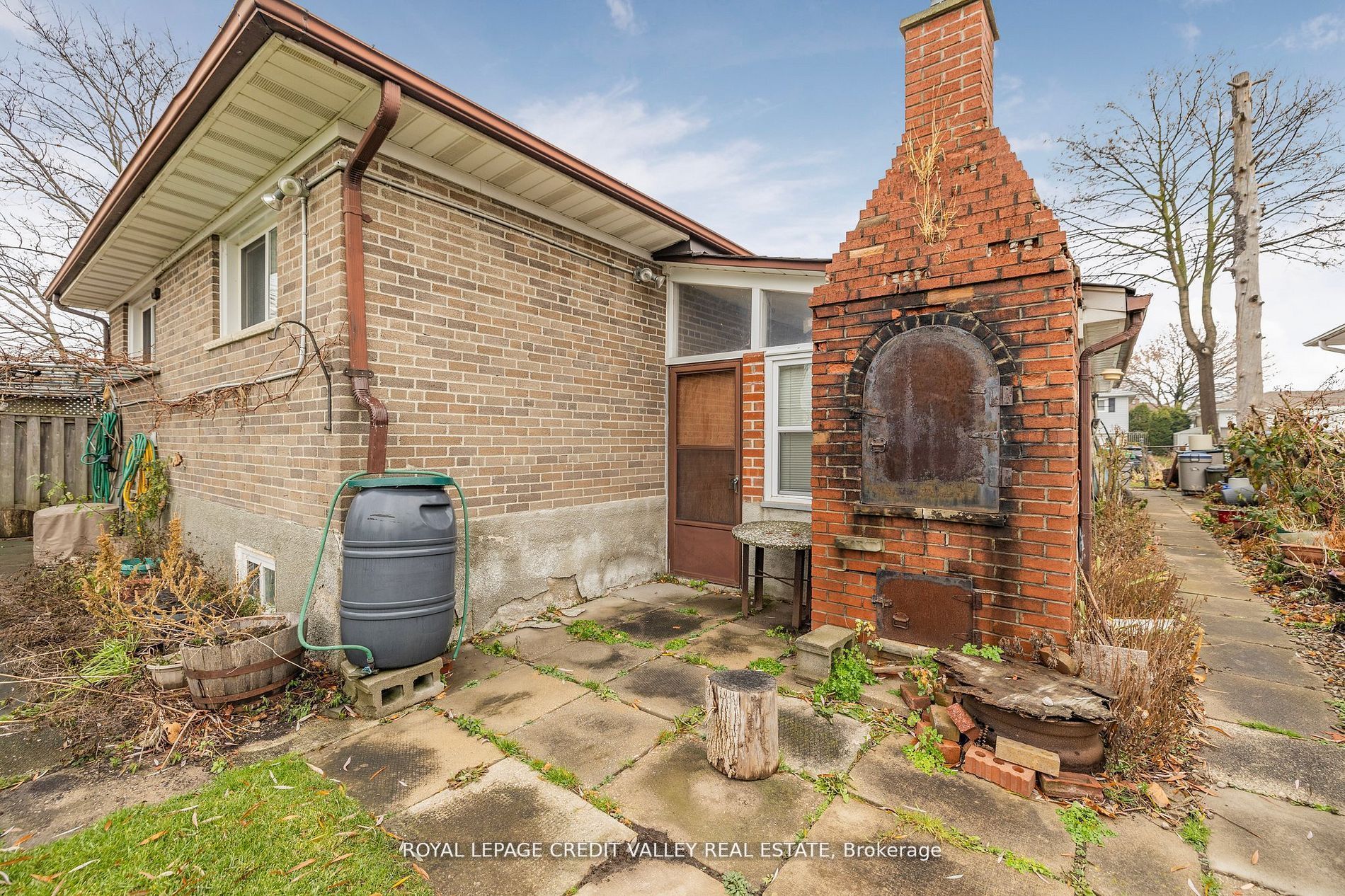 82 Terra Cotta Crescent Property Photo 36