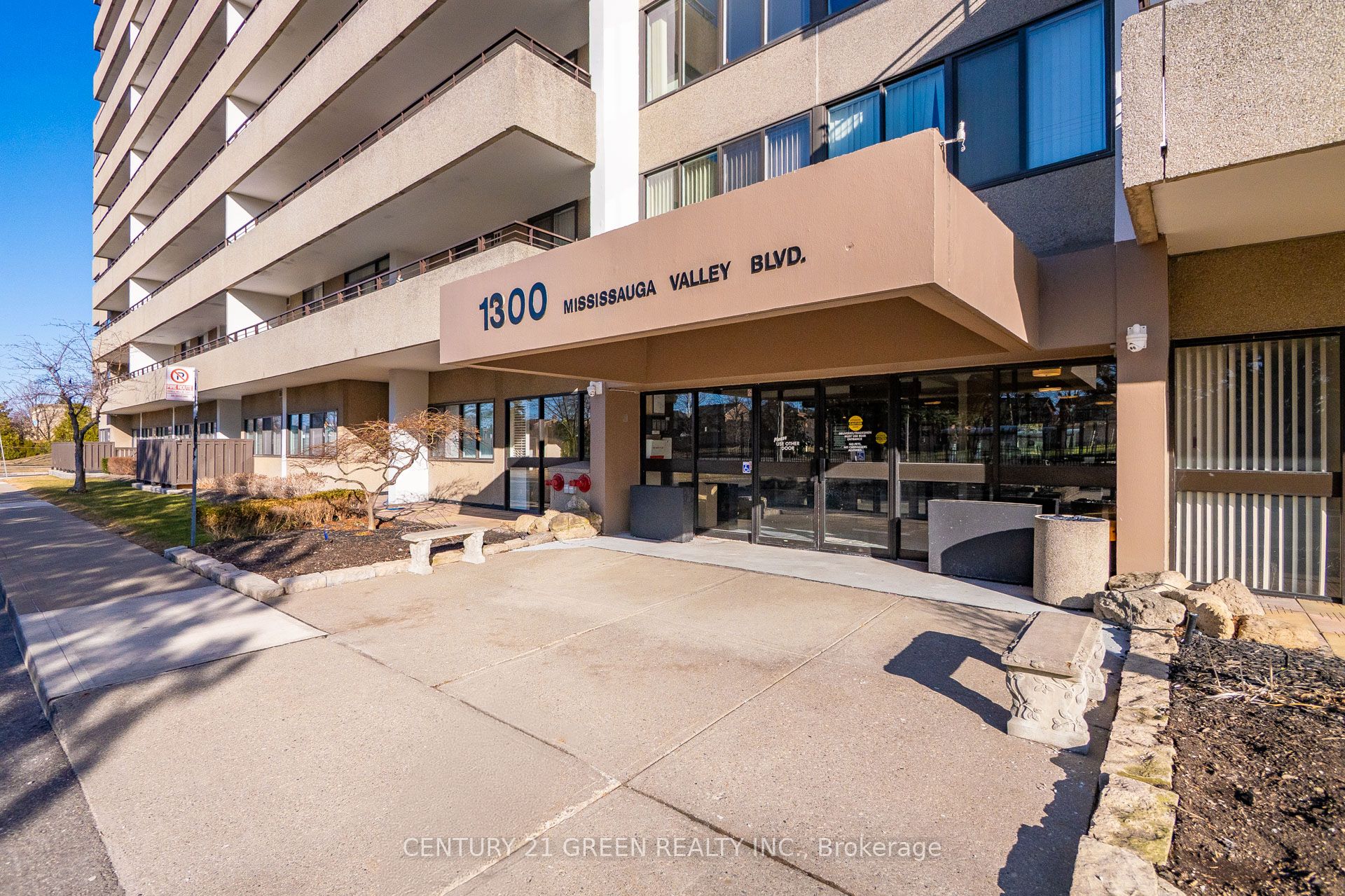 #1011 - 1300 Mississauga Valley Boulevard Property Photo 1