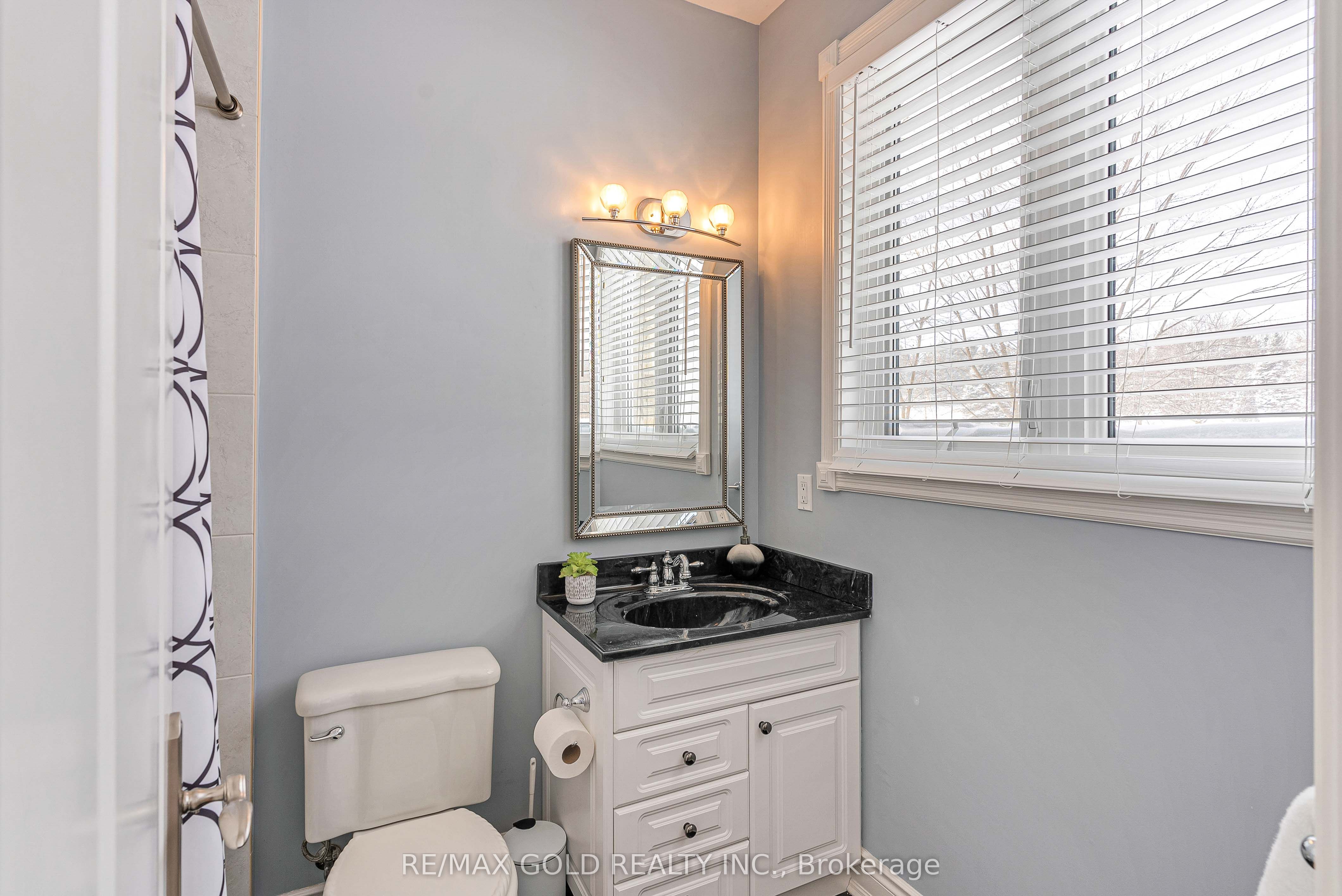 17 Highcrest Road Property Photo 33