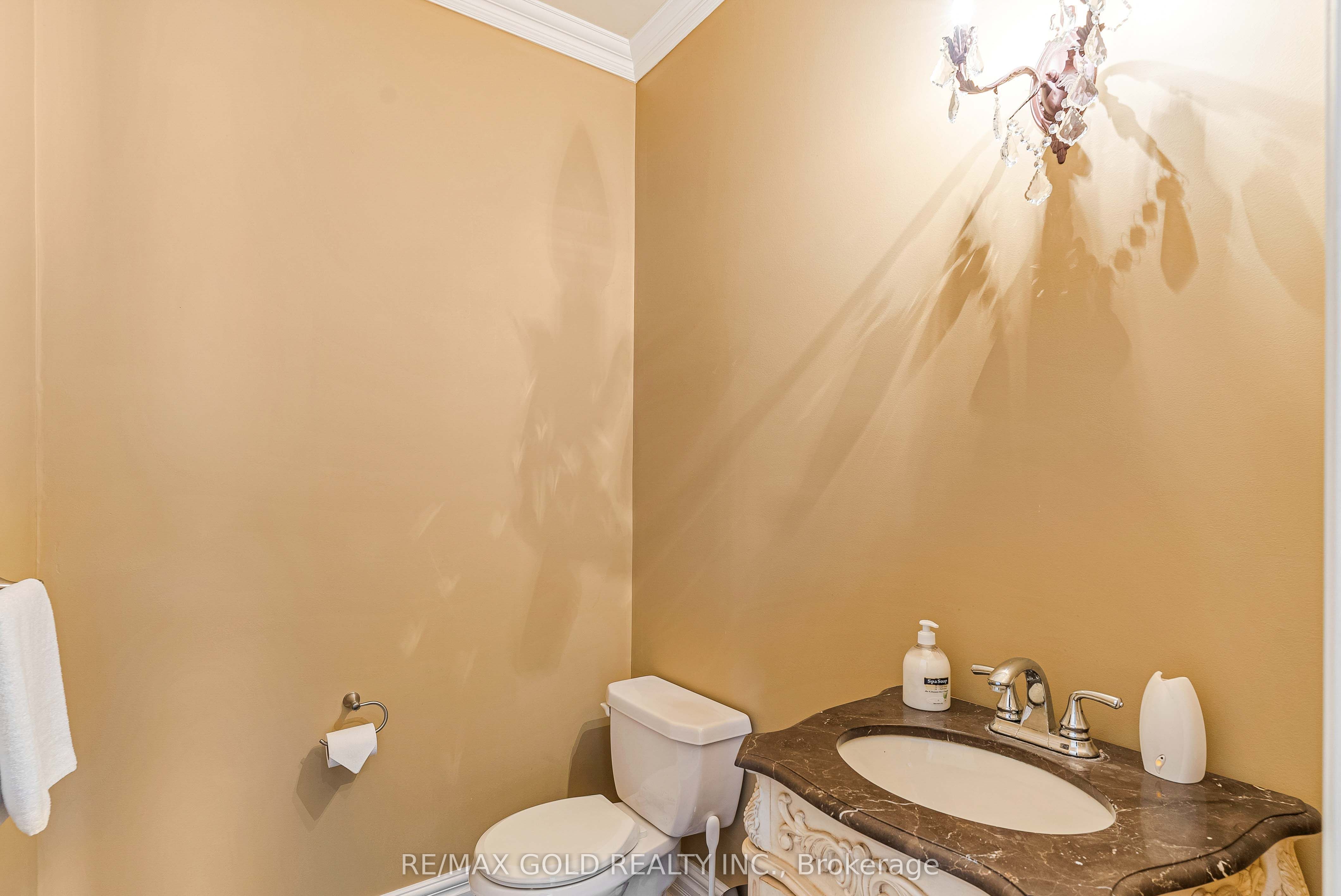 17 Highcrest Road Property Photo 39