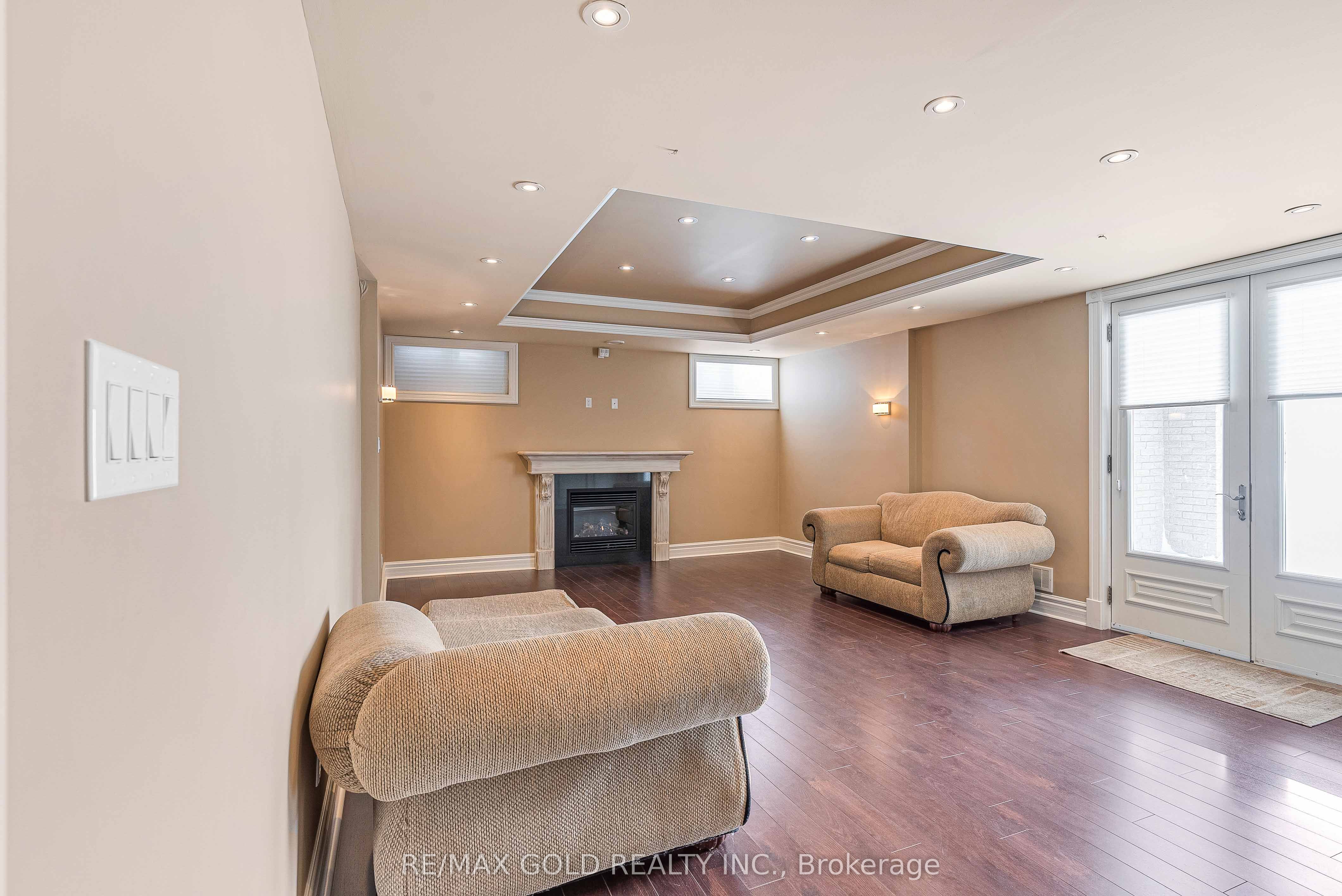 17 Highcrest Road Property Photo 40