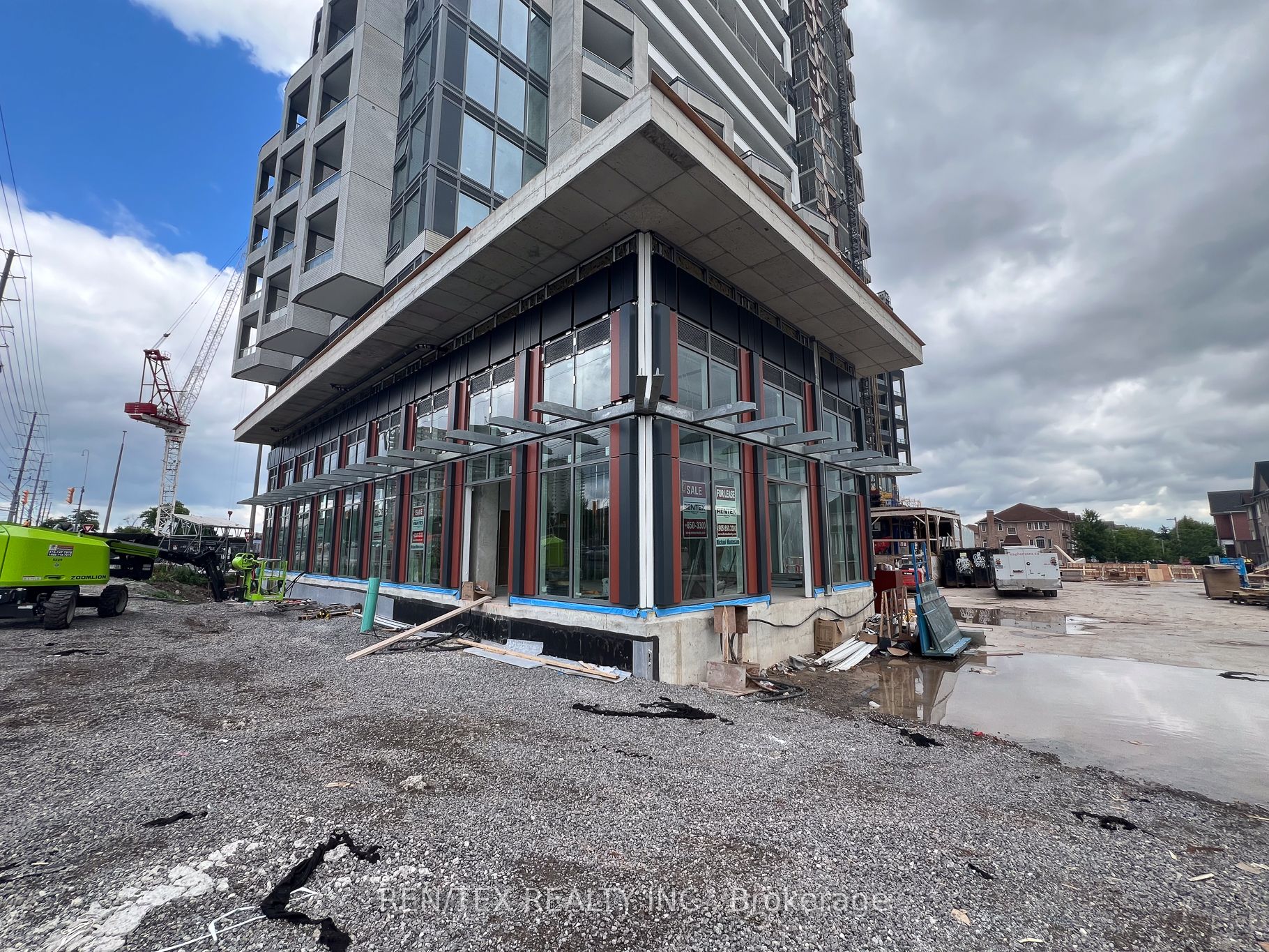 #6 - 260 Malta Avenue Property Photo 4