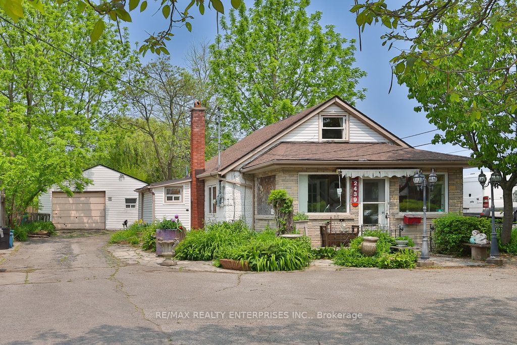 2439 Prospect Street Property Photo 1