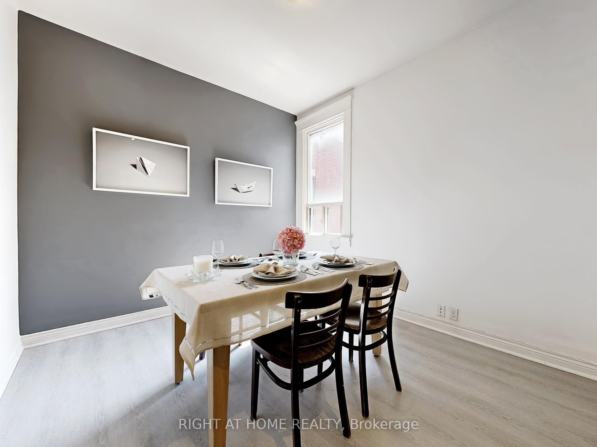 1072 Dufferin Street Property Photo 10