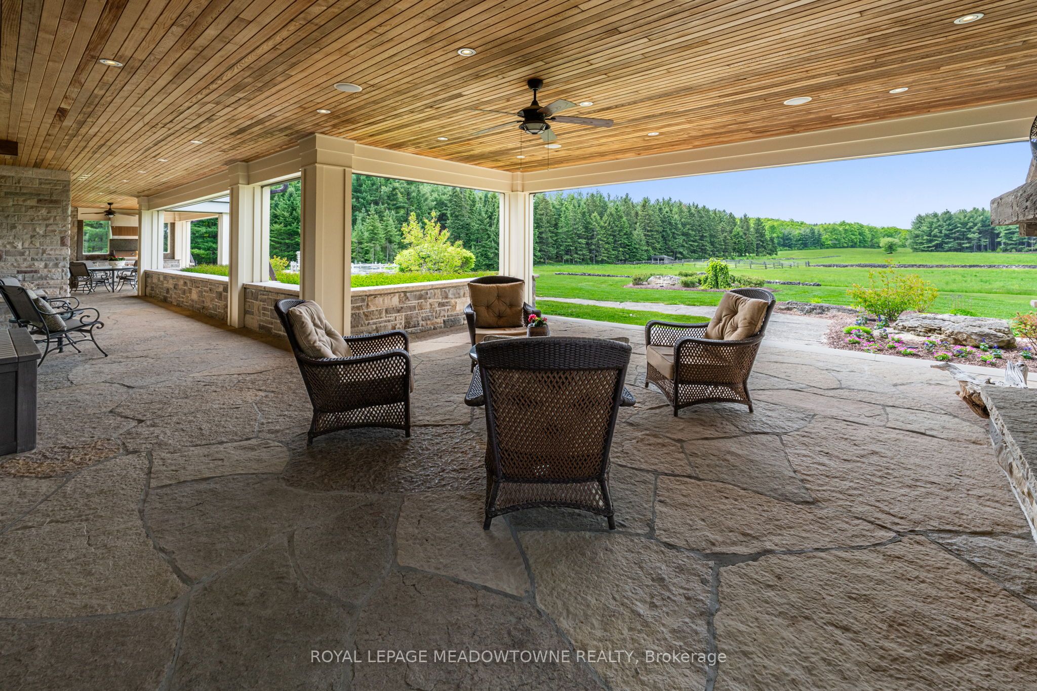 13738 Sixth Line Property Photo 25