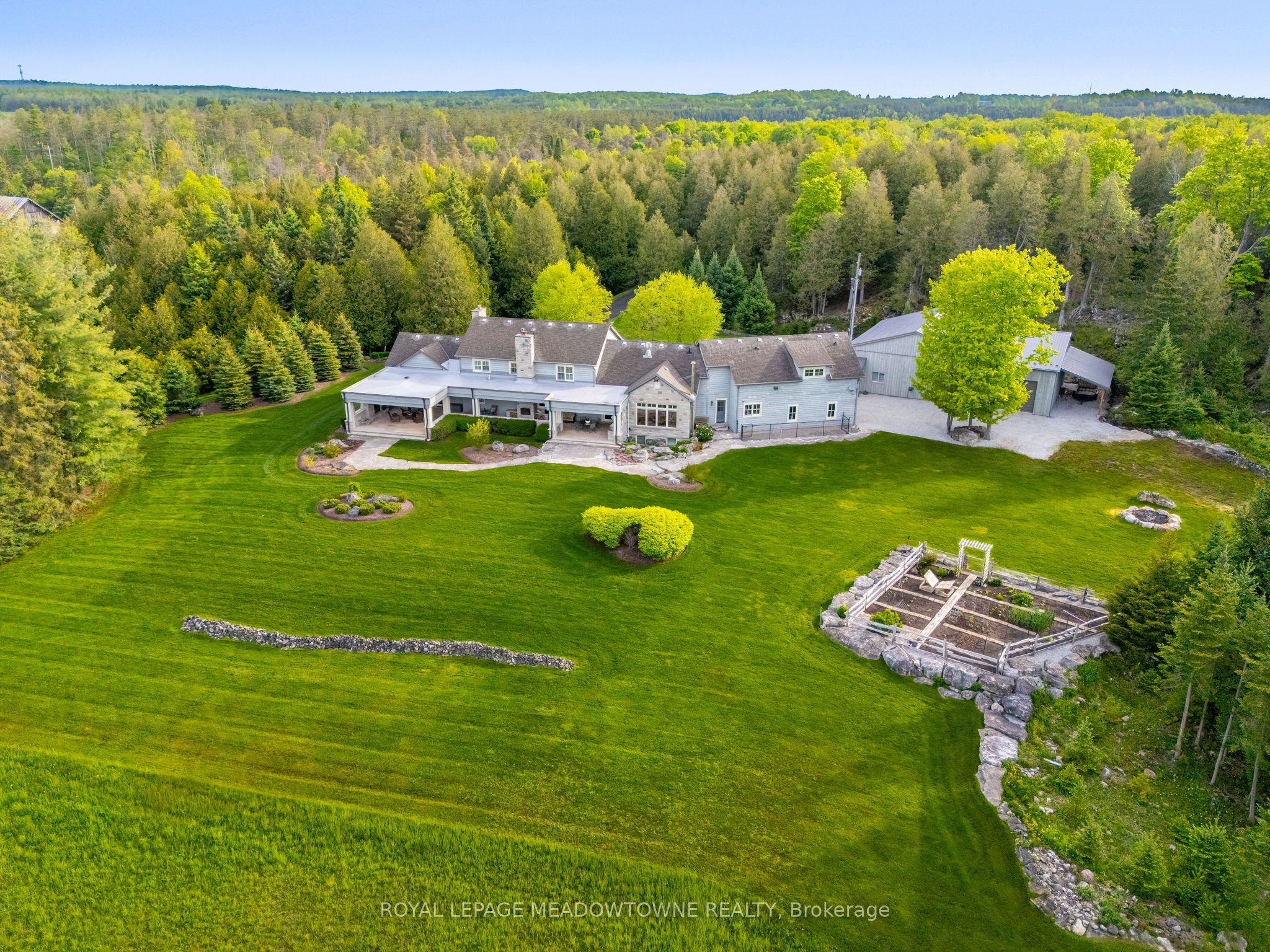 13738 Sixth Line Property Photo 48