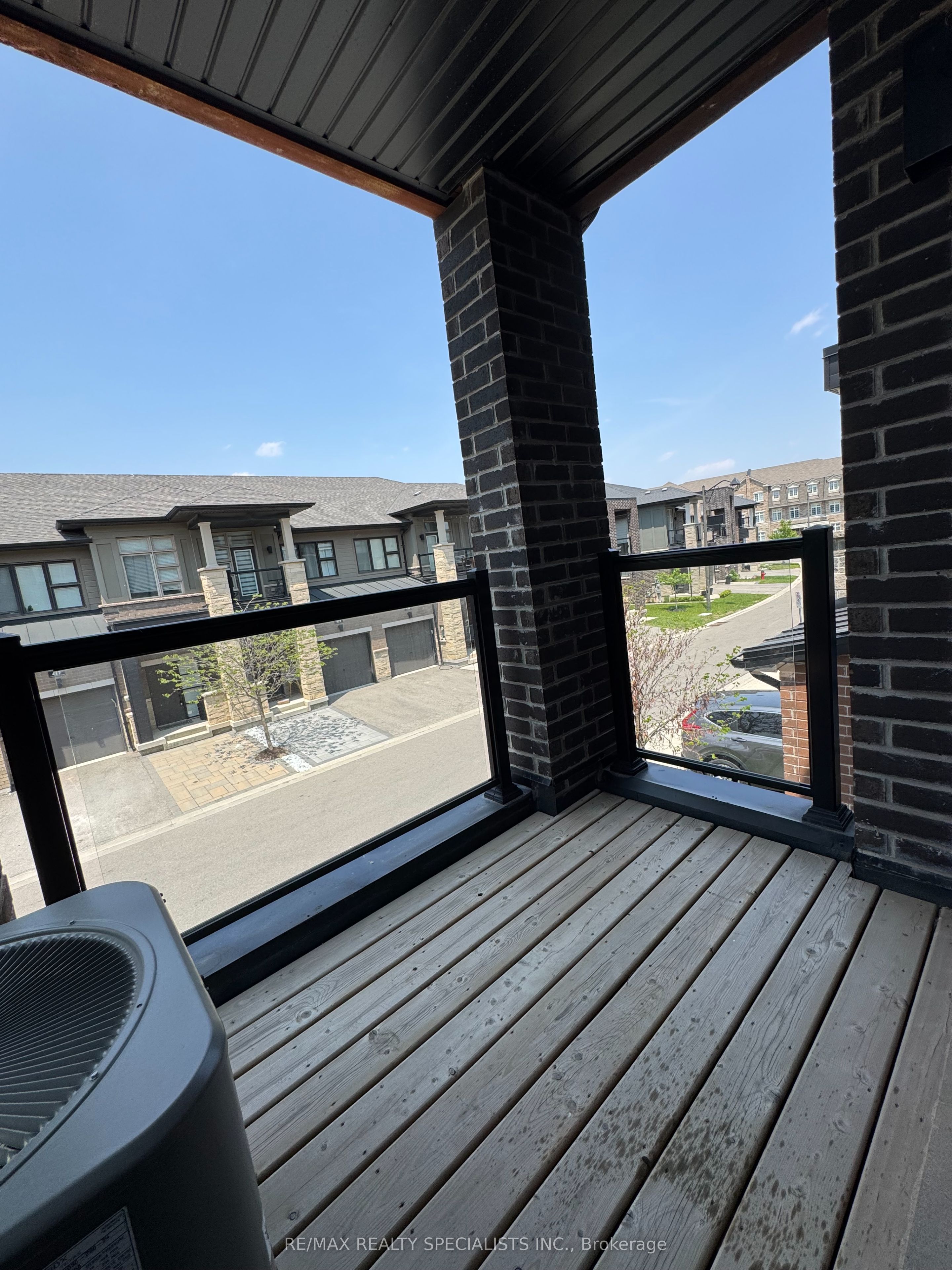 416 Athabasca Common Property Photo 15