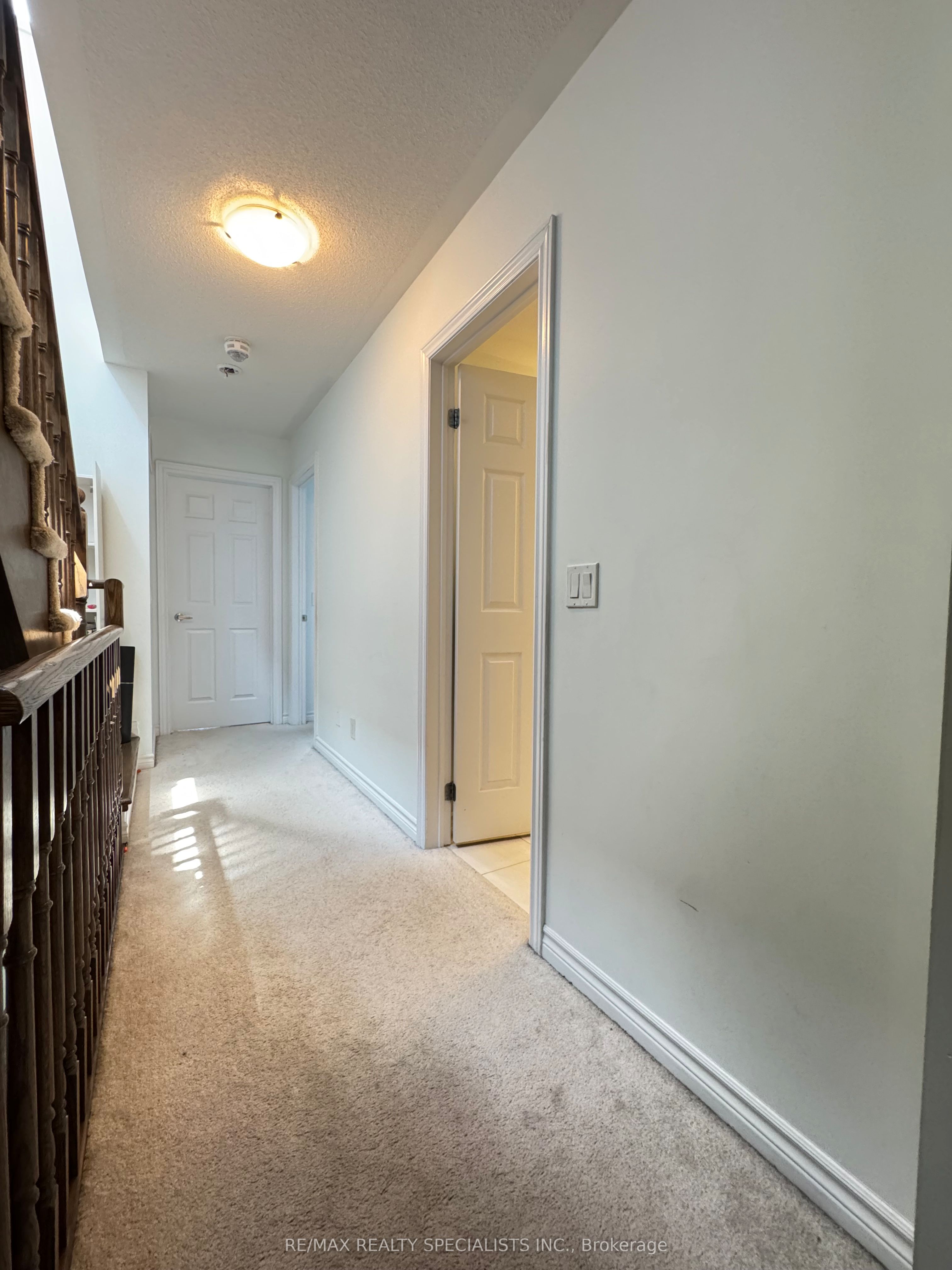 416 Athabasca Common Property Photo 17