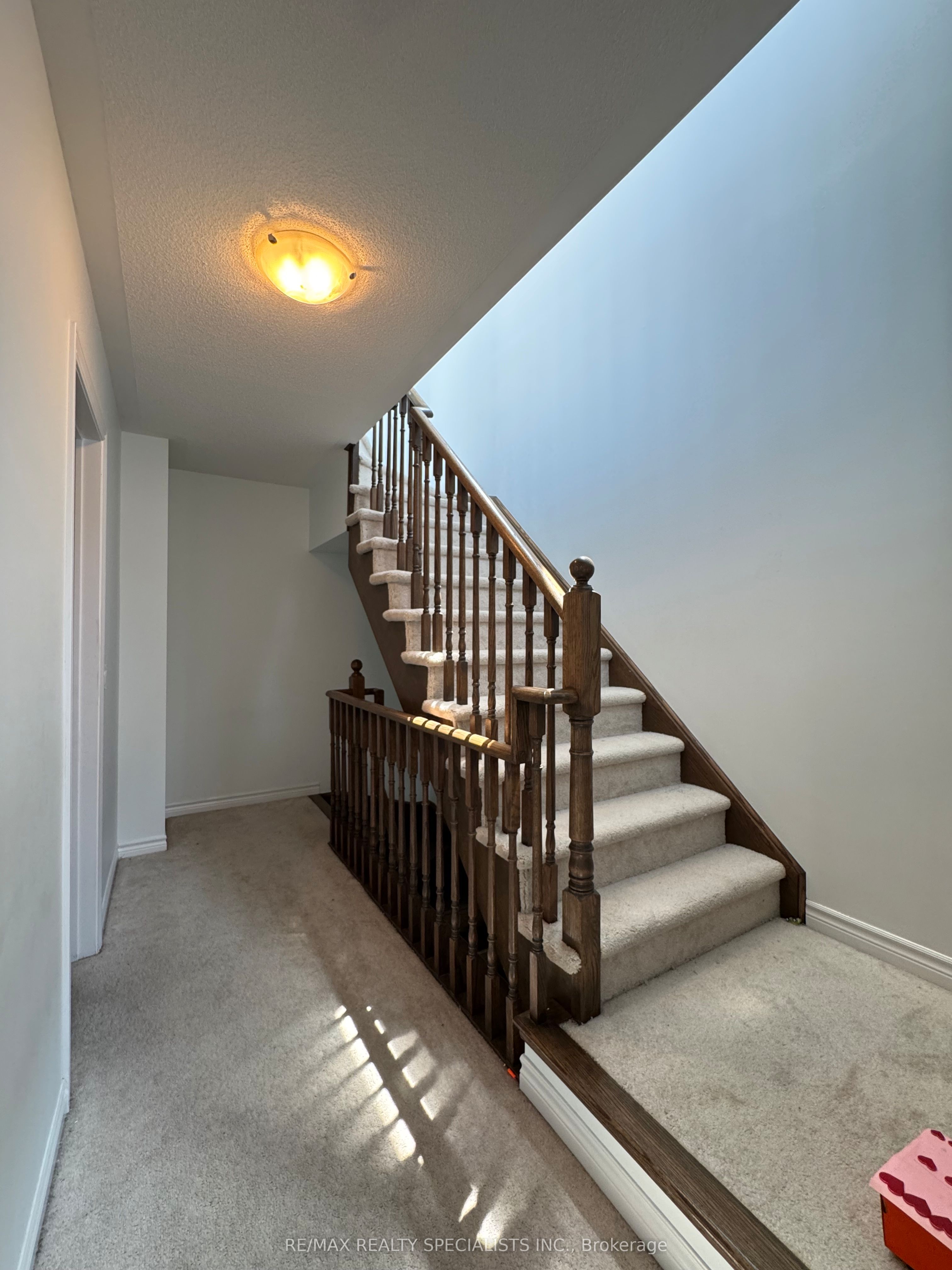 416 Athabasca Common Property Photo 26