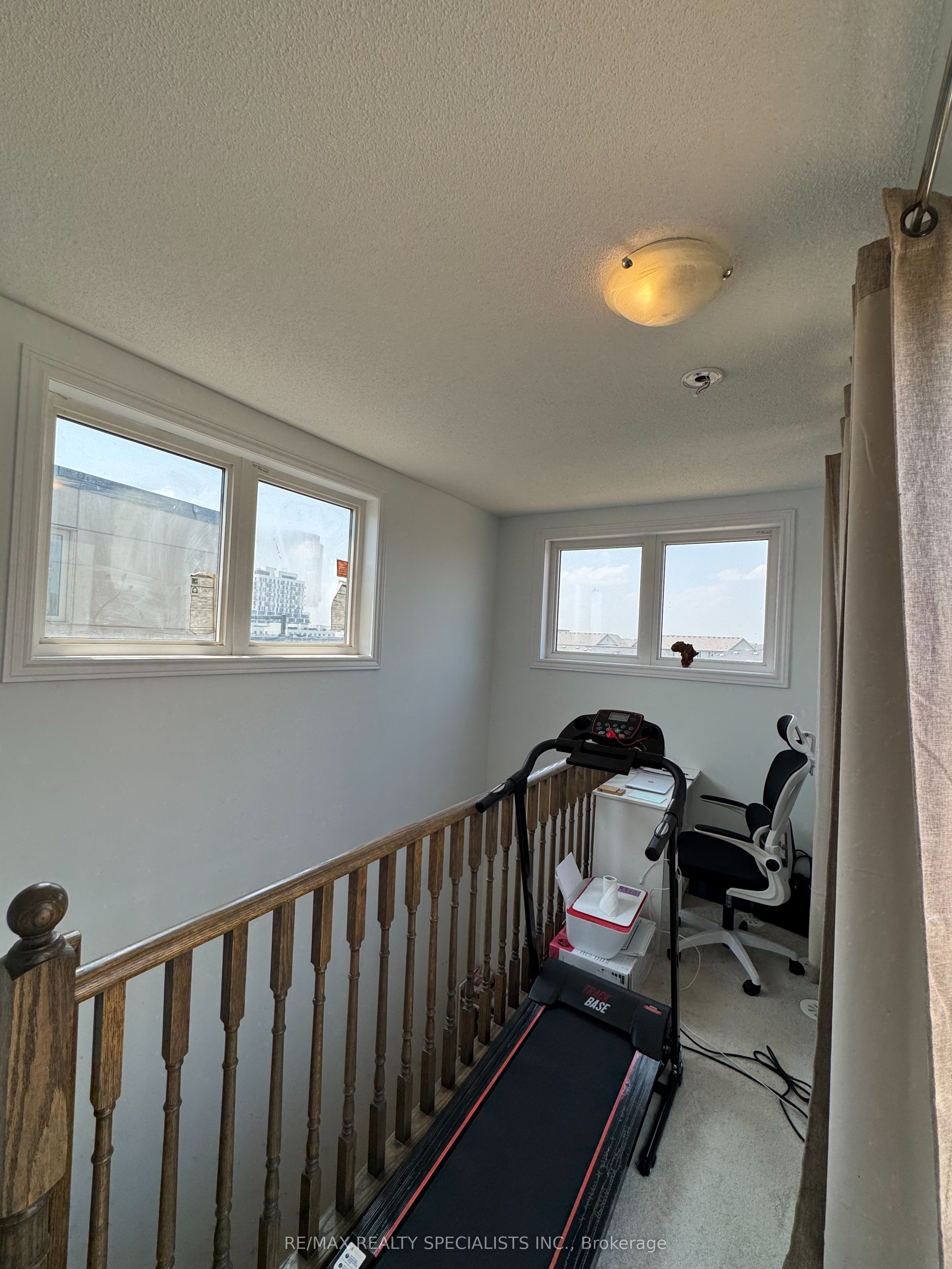 416 Athabasca Common Property Photo 28