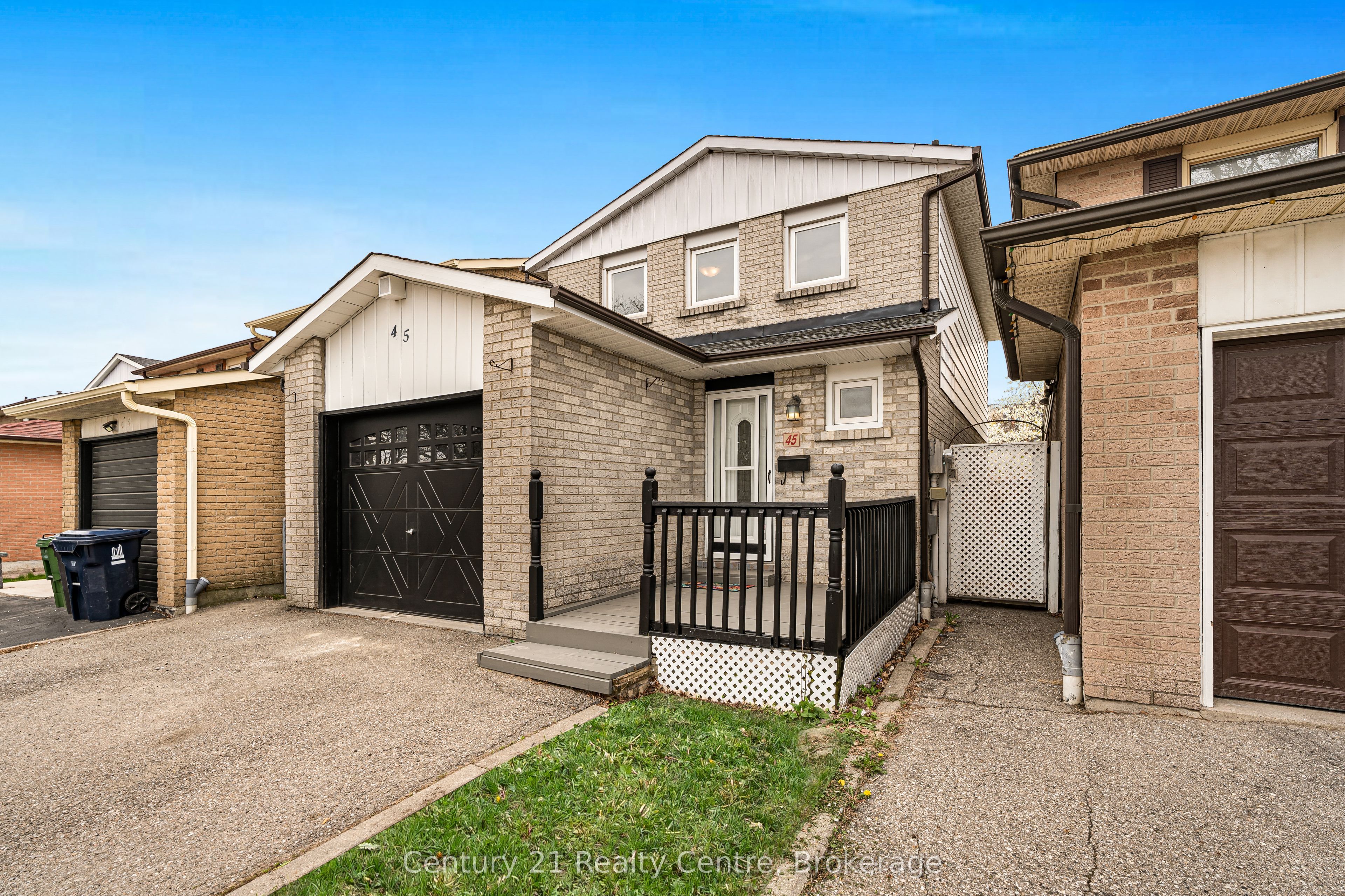 45 Autumn Glen Circle Property Photo 1