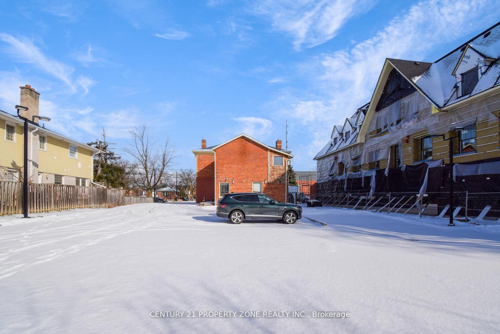62 Queen Street S Property Photo 14