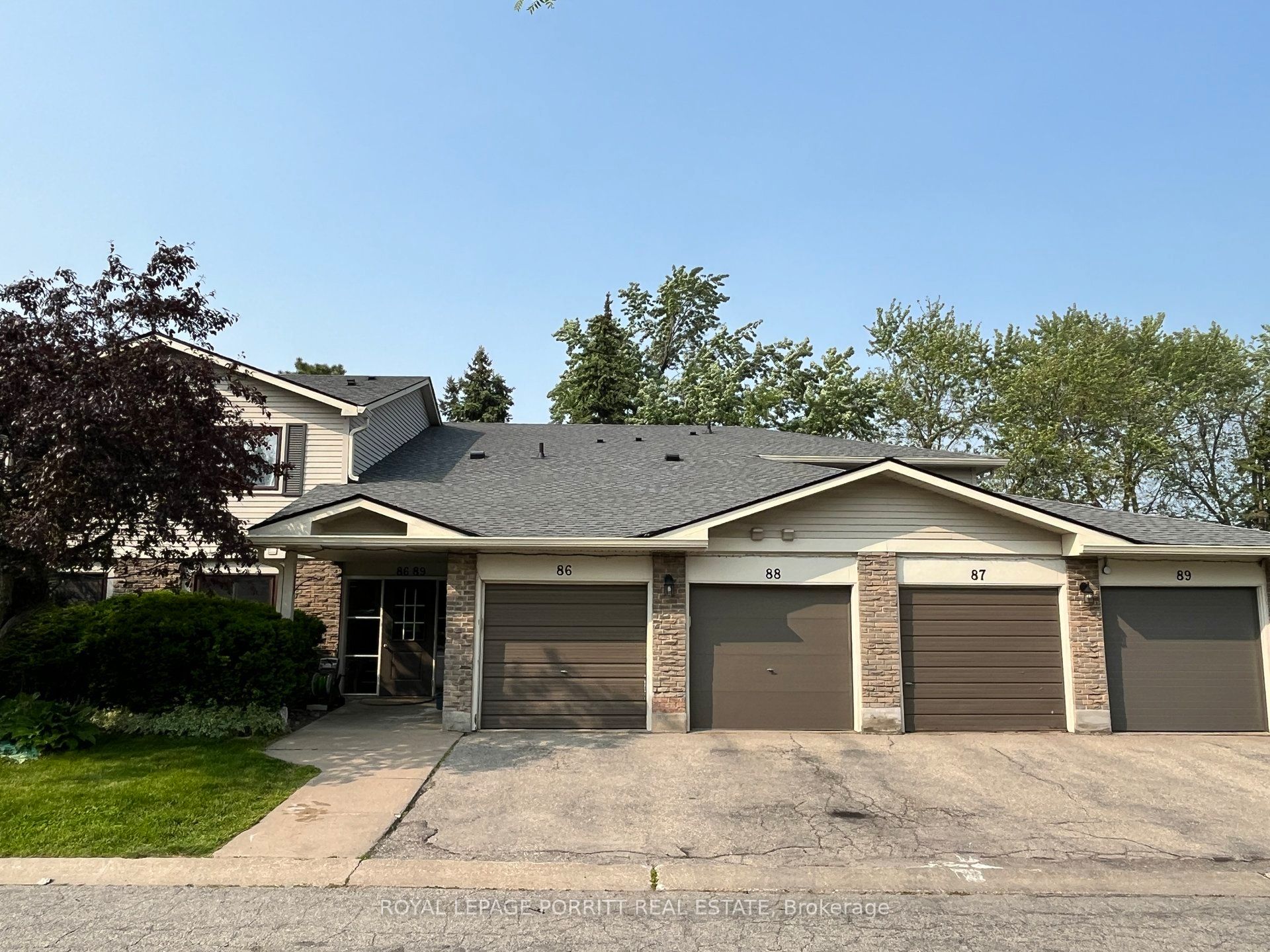 #87 - 2701 Aquitaine Avenue Property Photo 1