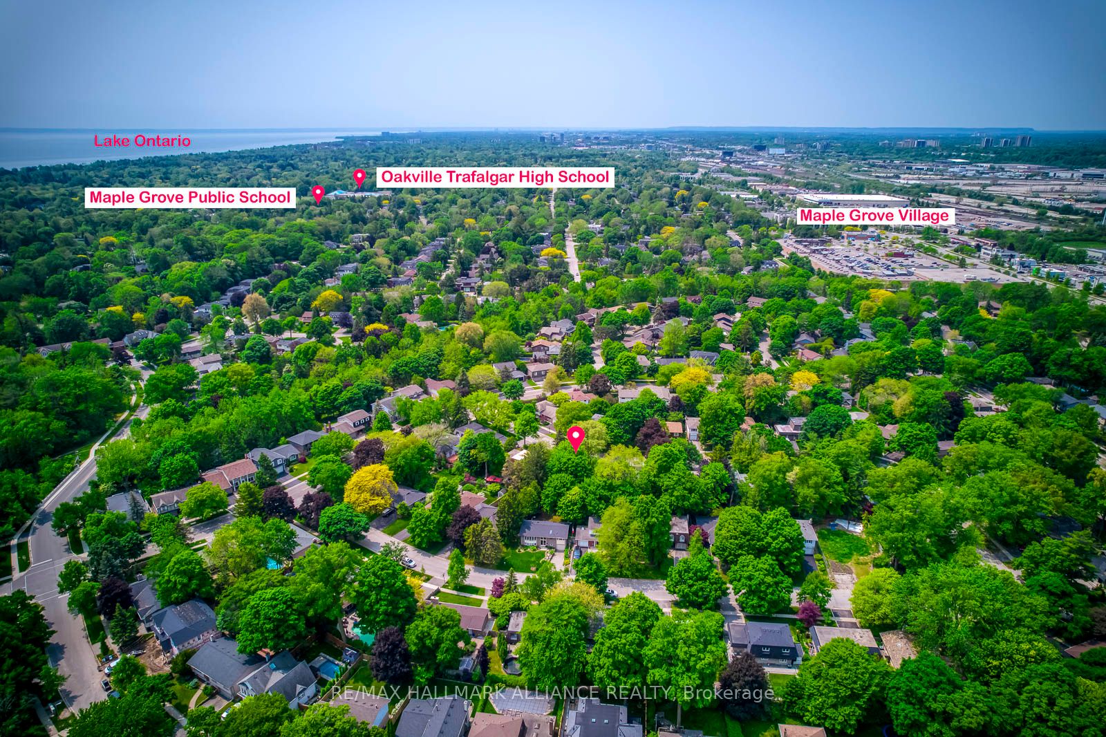 455 Canterbury Crescent Property Photo 32