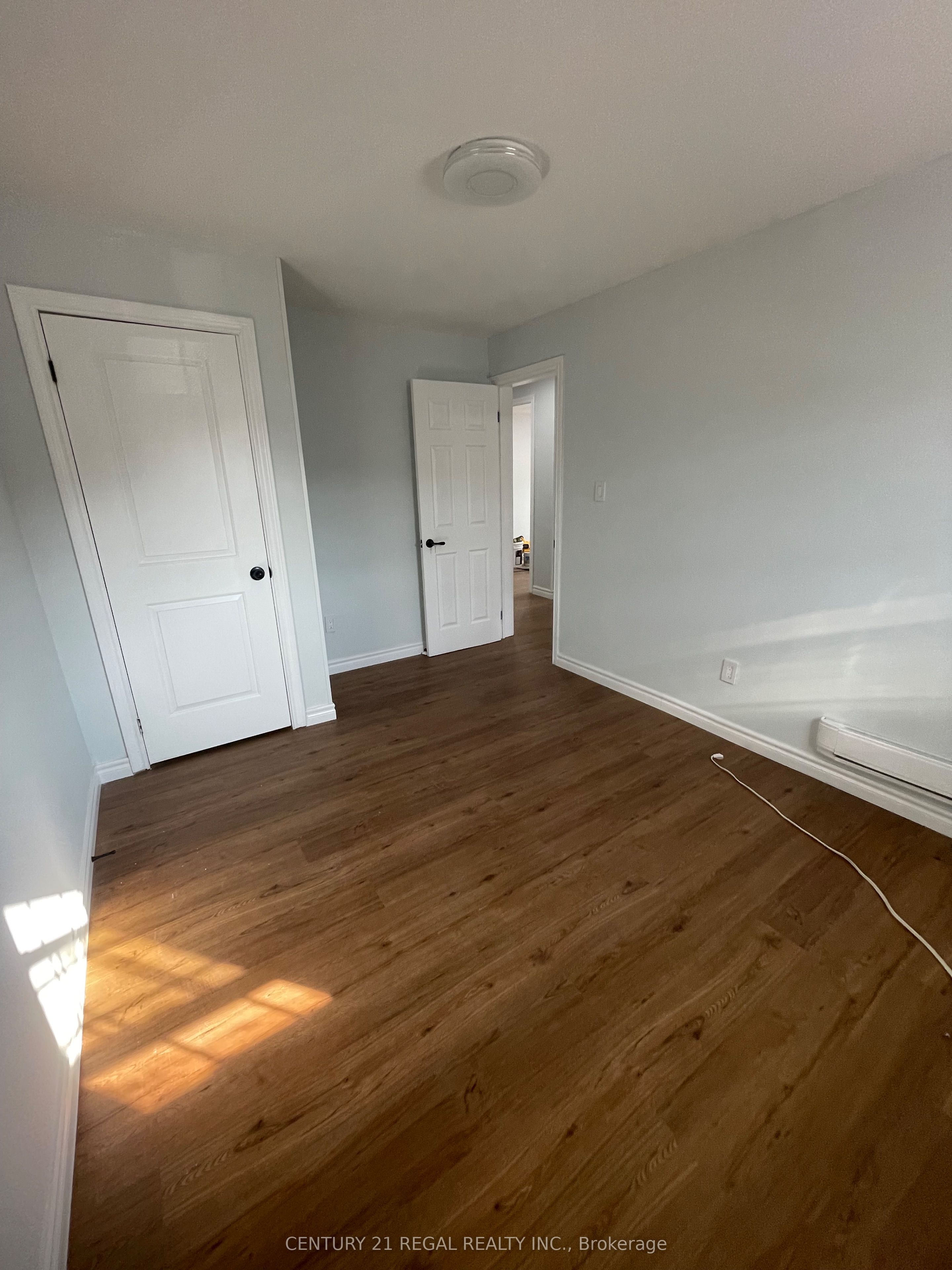 215 Queen Street S 215 B Property Photo 4