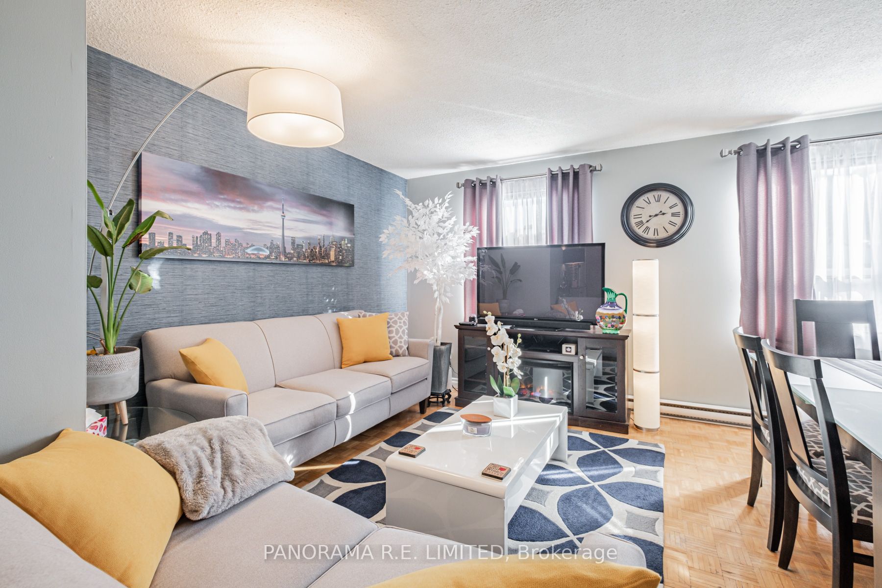 #1 - 3814a Bloor Street Property Photo 2