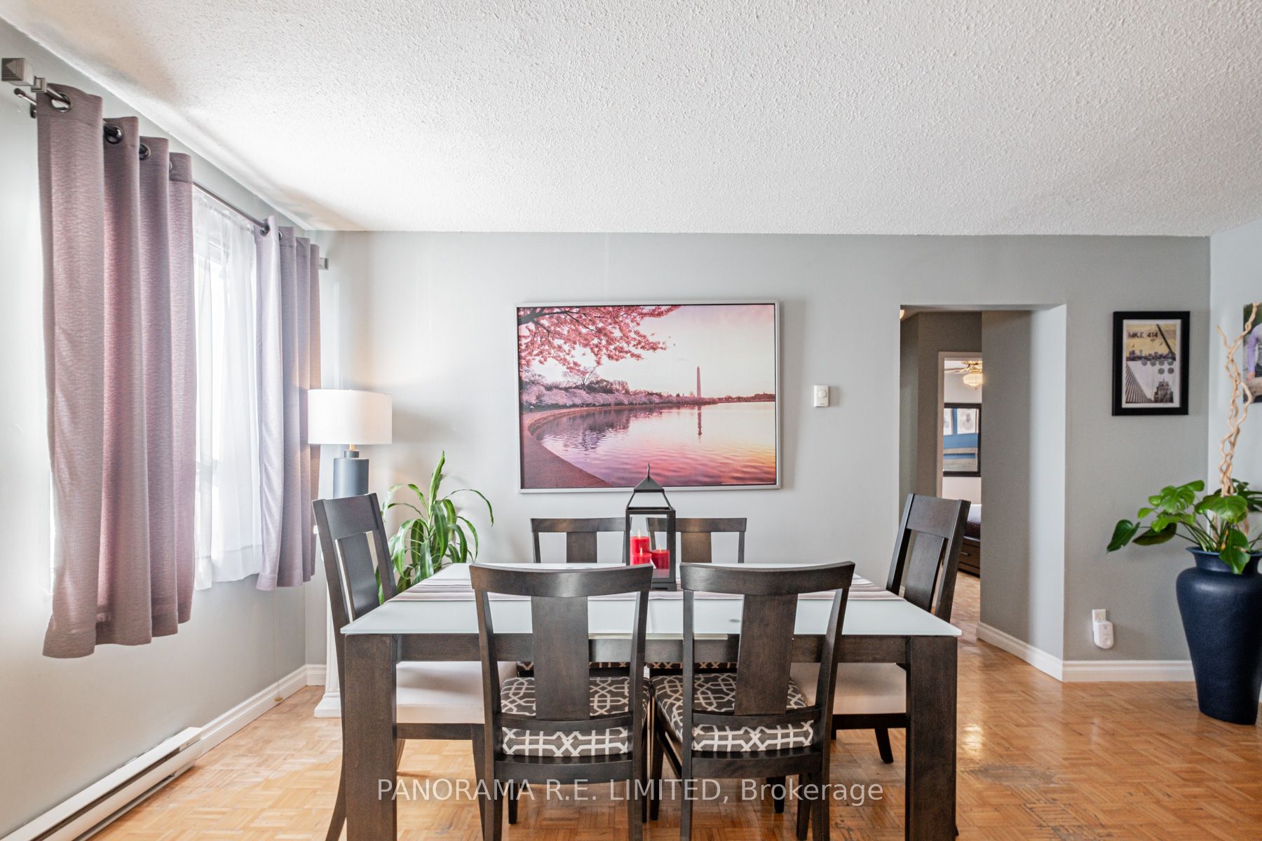 #1 - 3814a Bloor Street Property Photo 3
