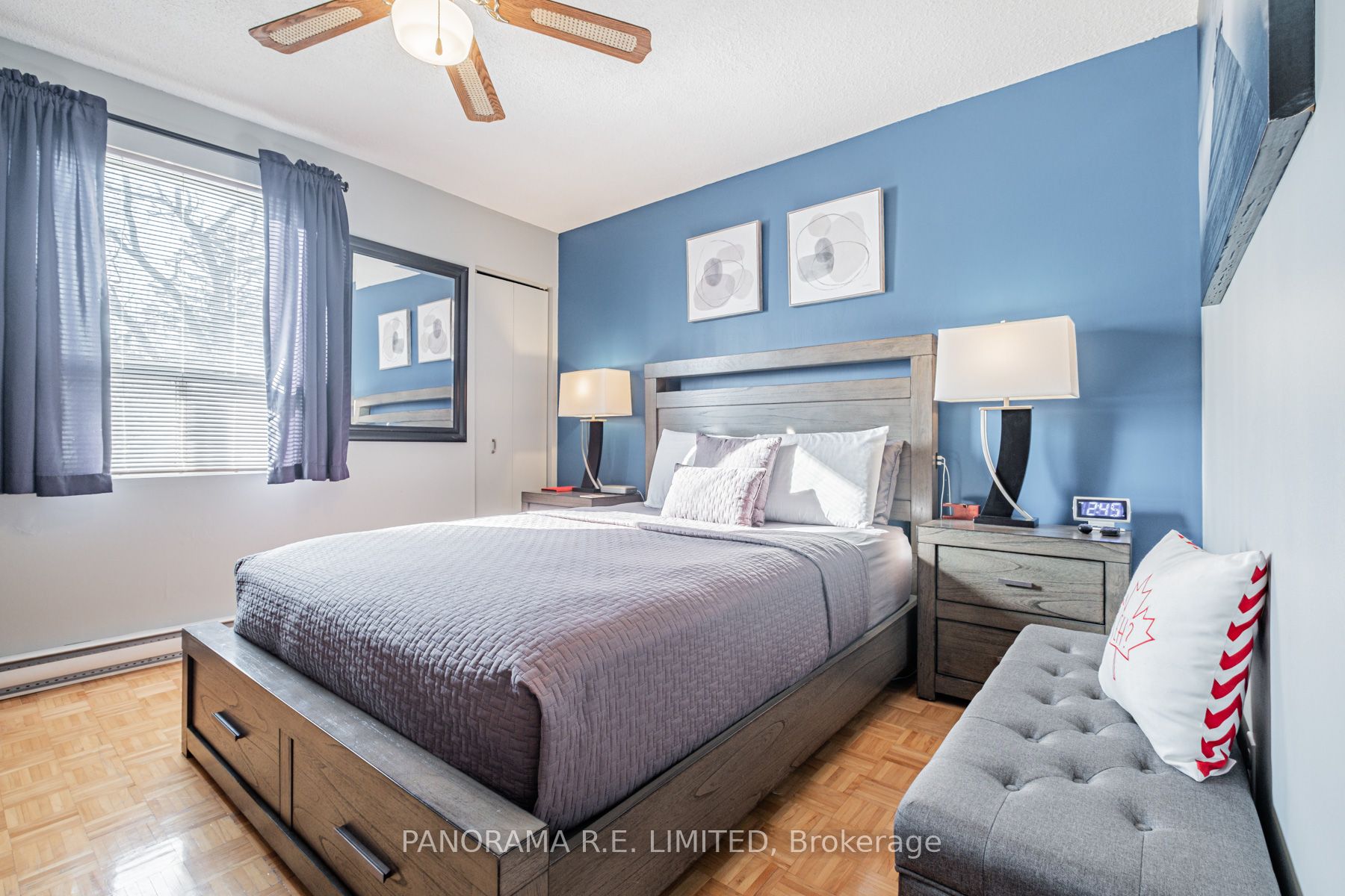 #1 - 3814a Bloor Street Property Photo 16