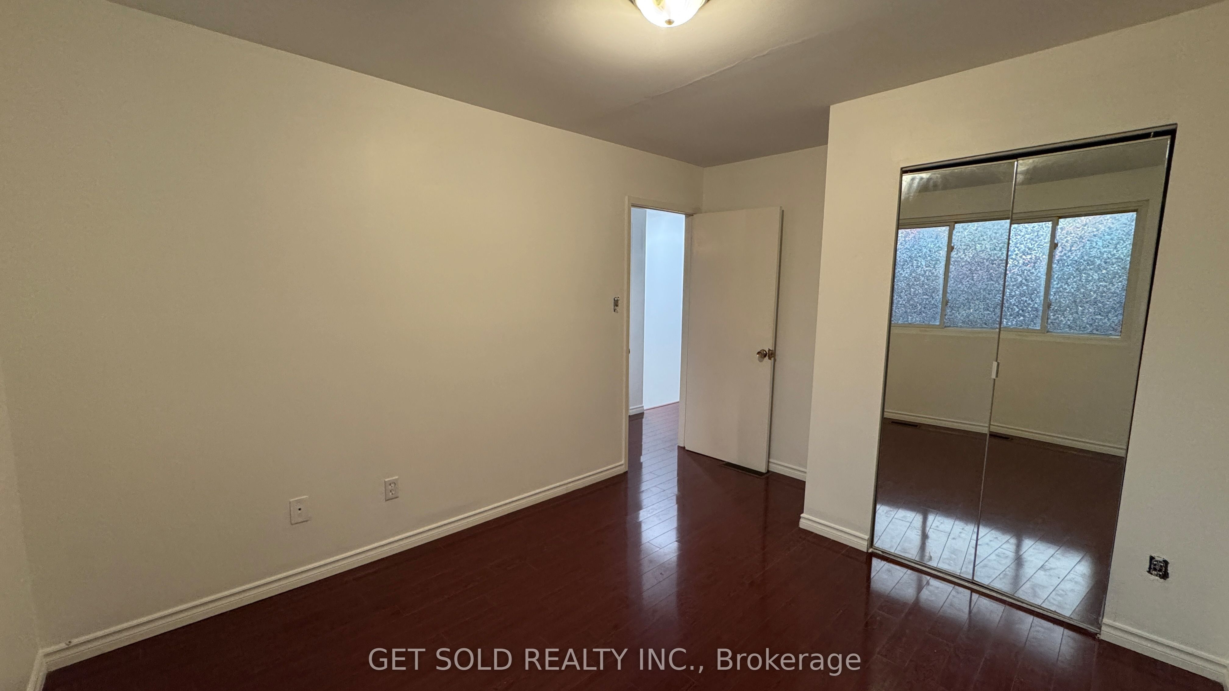 7560 Goreway Drive 30 Property Photo 15