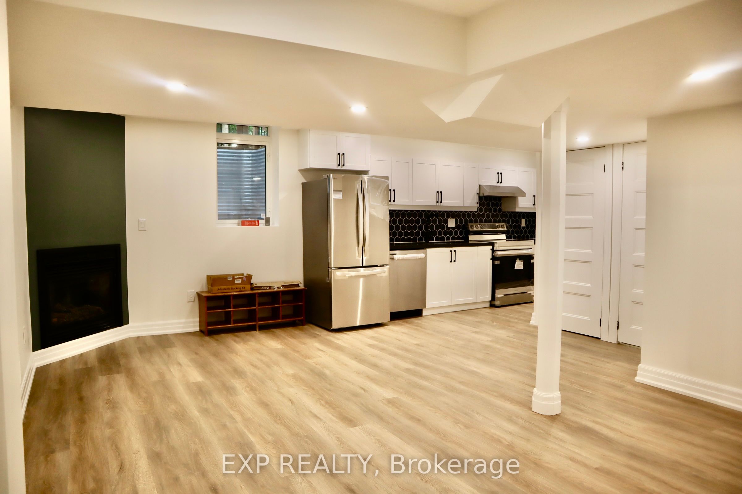 1300 Ridgebank Drive Lower Property Photo 2