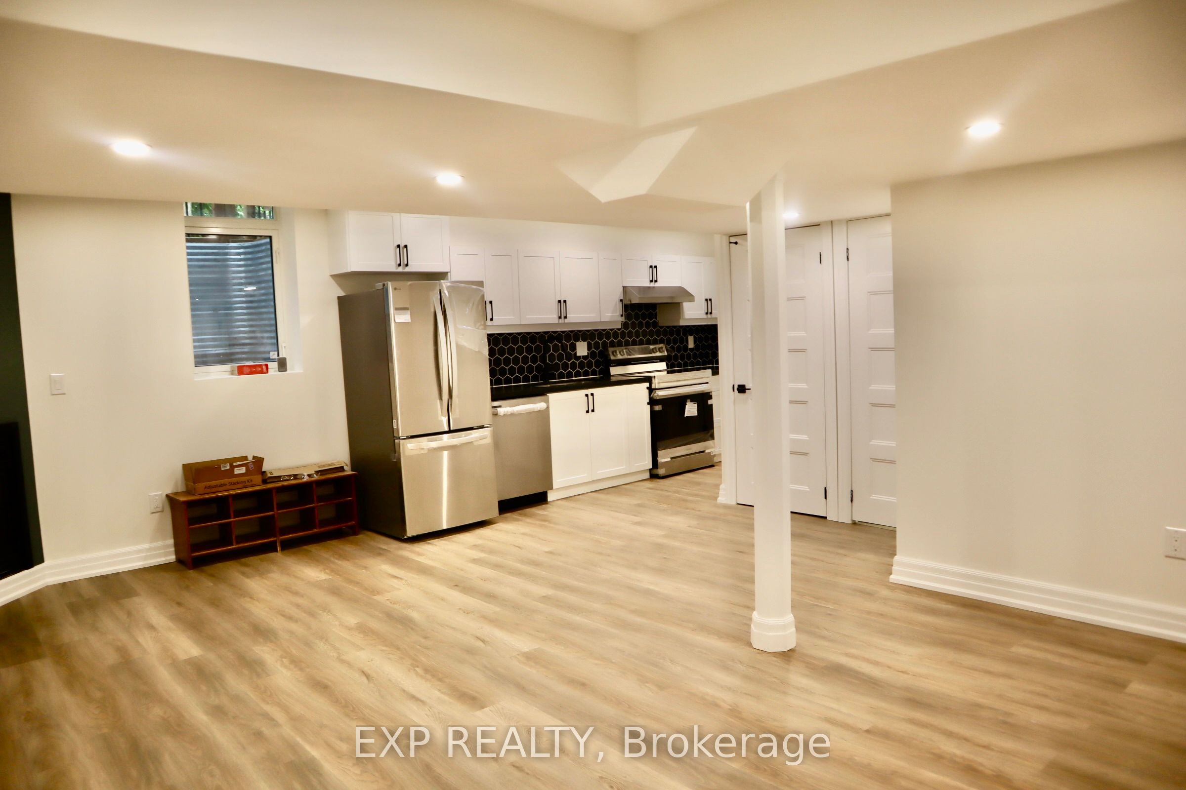 1300 Ridgebank Drive Lower Property Photo 3