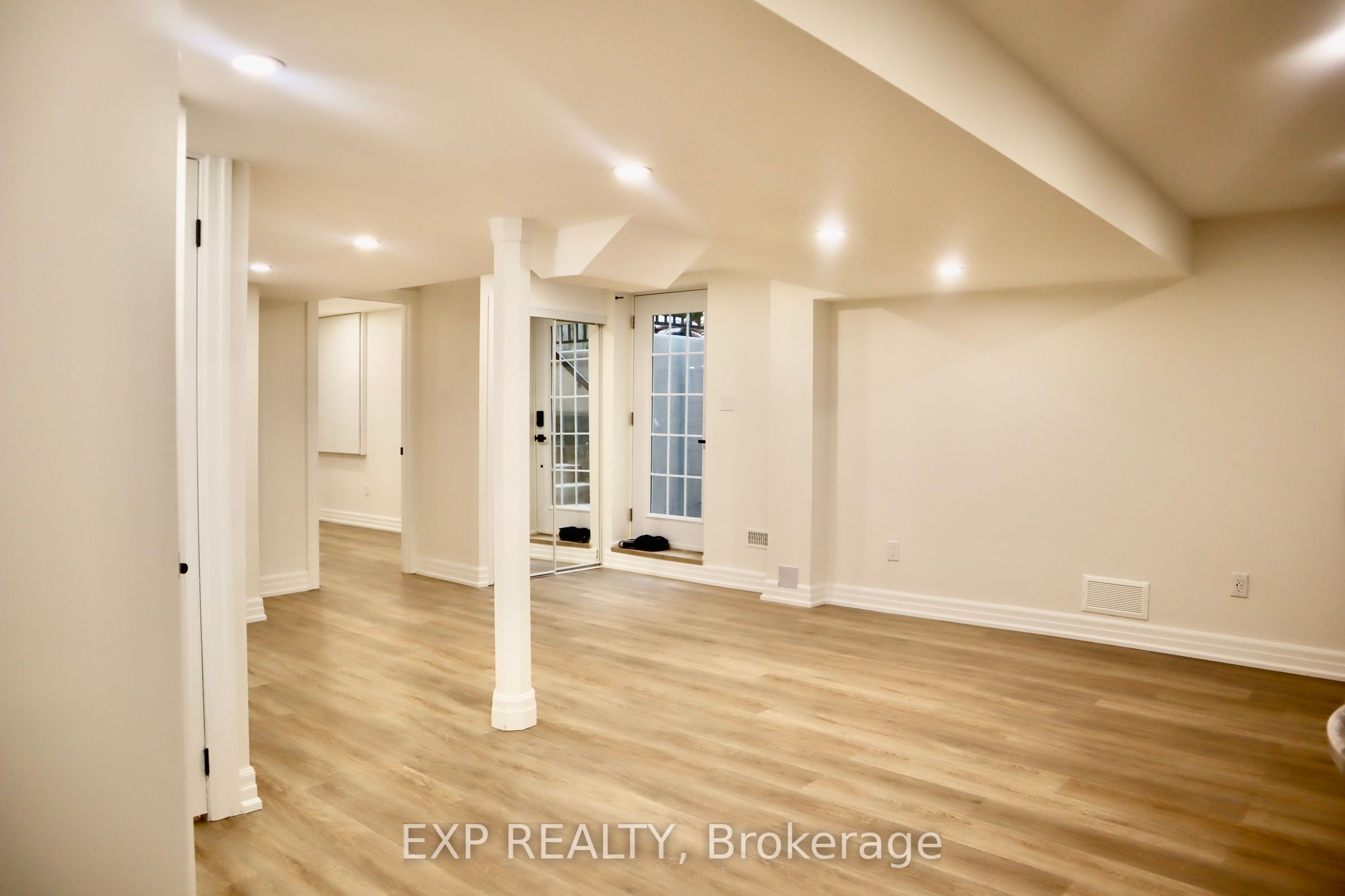 1300 Ridgebank Drive Lower Property Photo 4