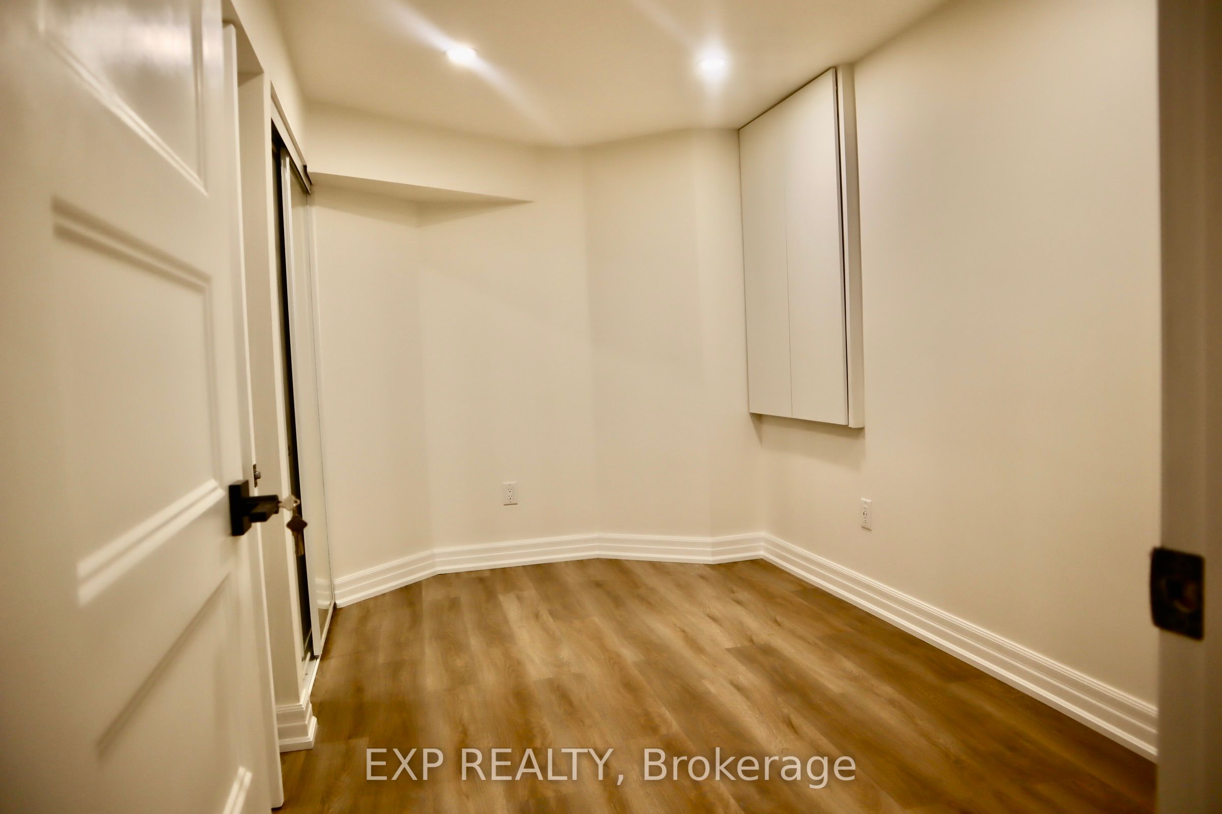 1300 Ridgebank Drive Lower Property Photo 7