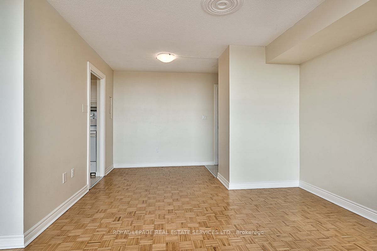 2263 Marine Drive 808 Property Photo 8