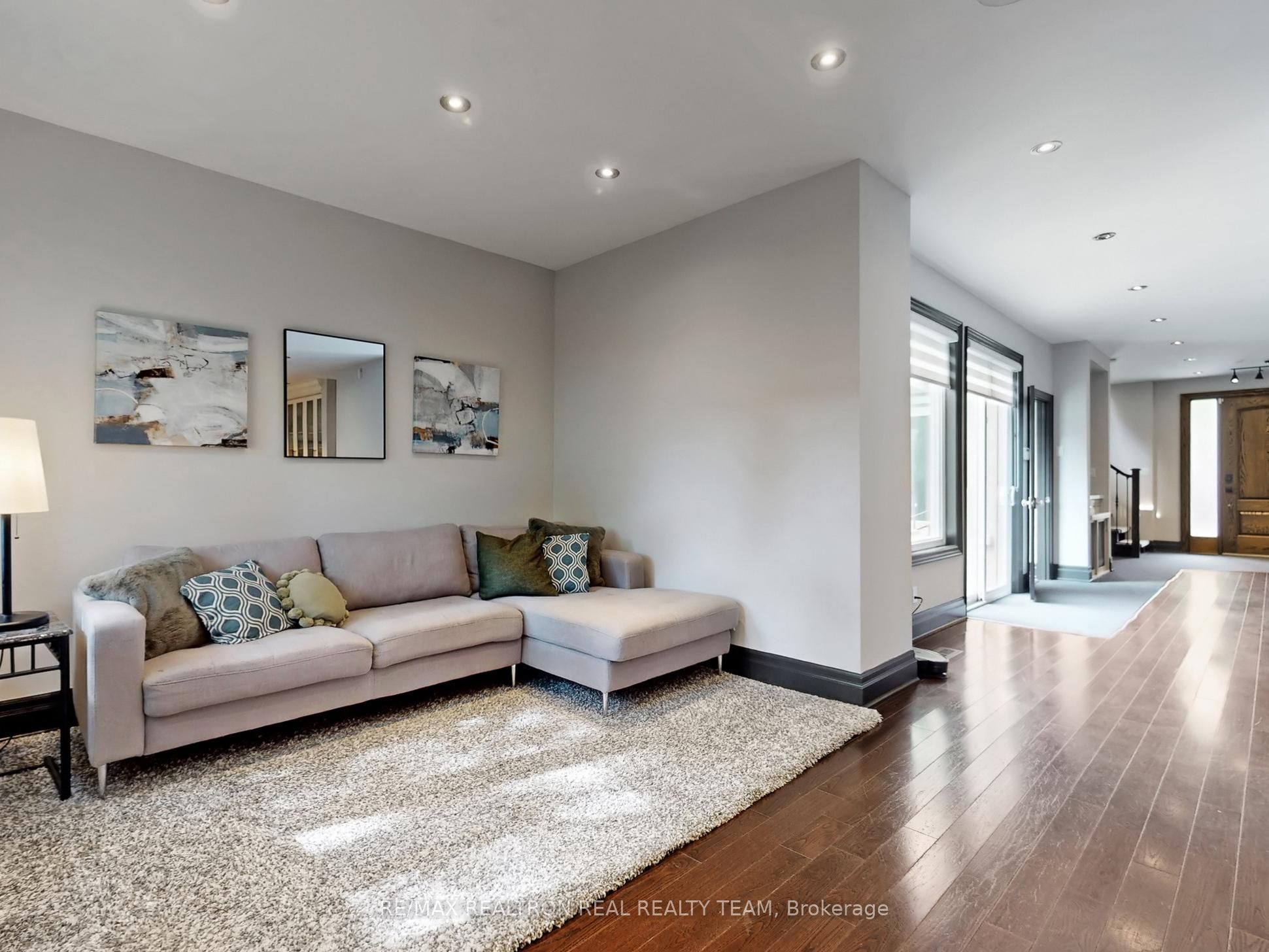 72 Burrows Avenue Property Photo 8