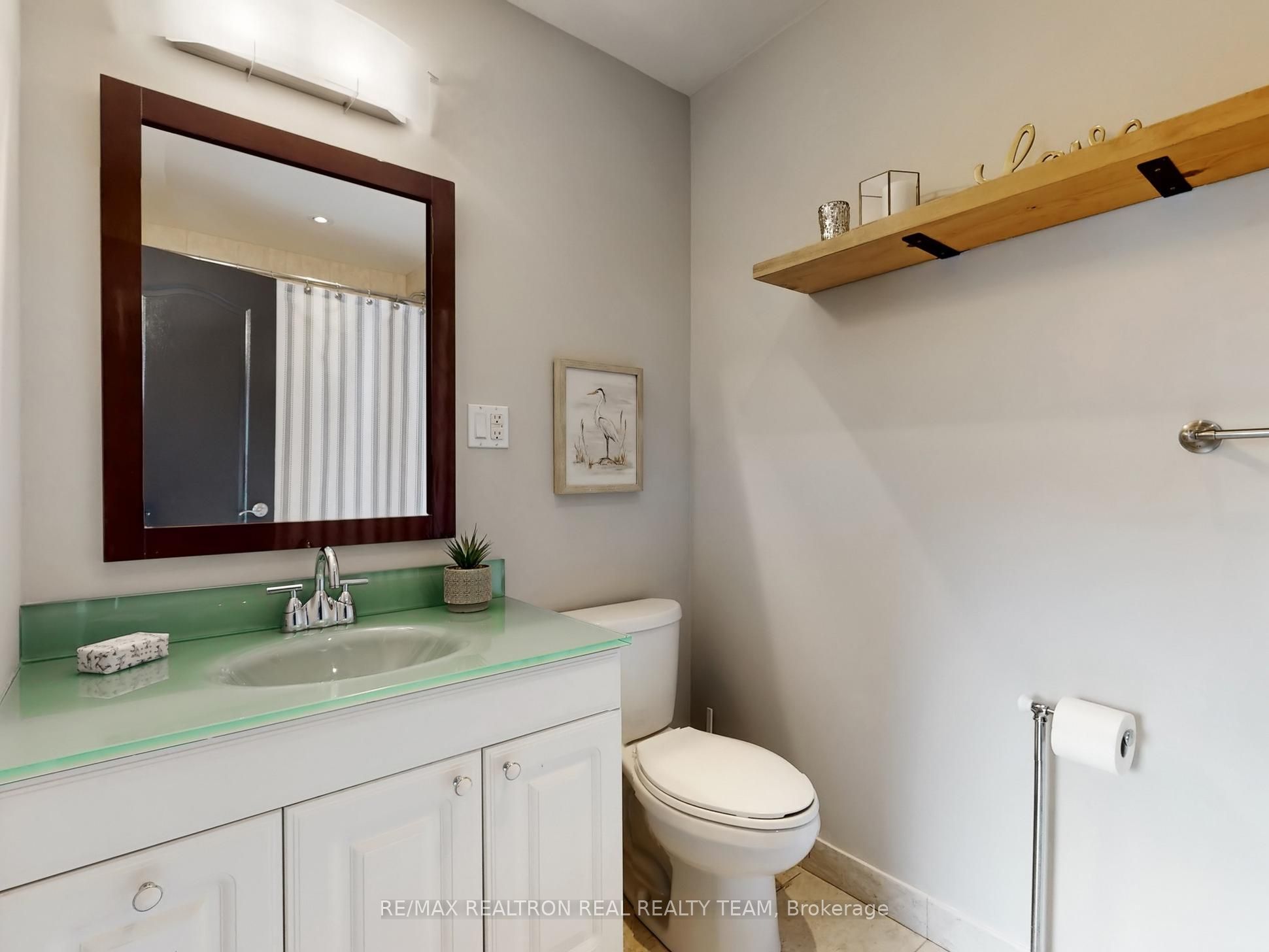 72 Burrows Avenue Property Photo 33