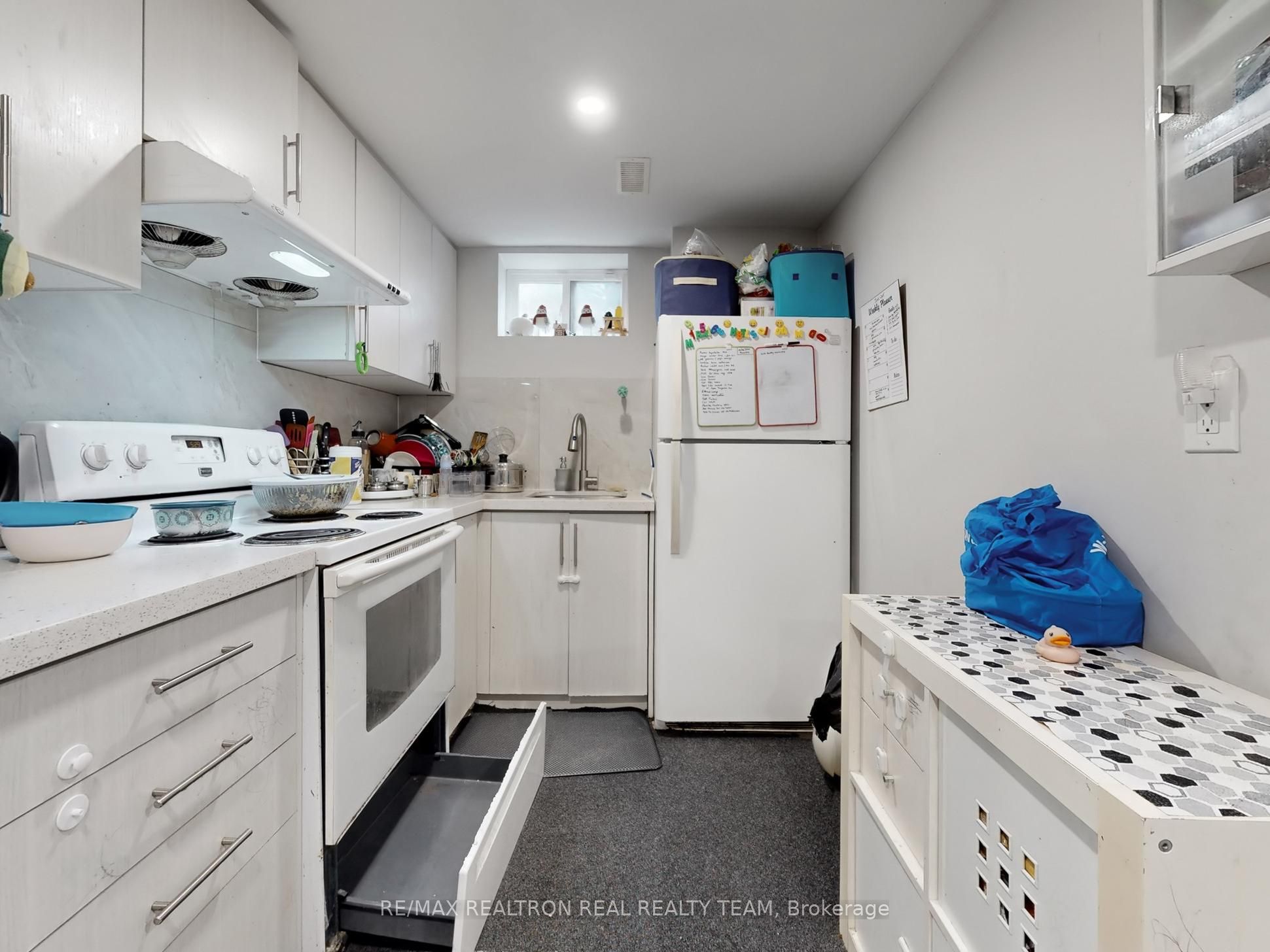 72 Burrows Avenue Property Photo 41