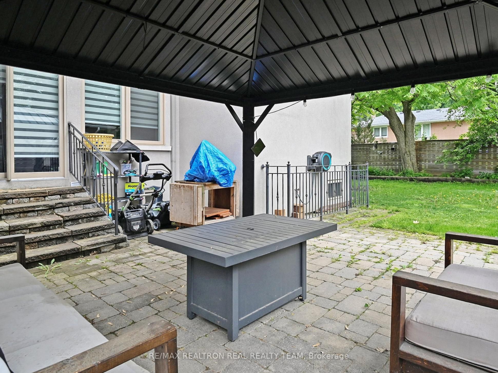 72 Burrows Avenue Property Photo 50