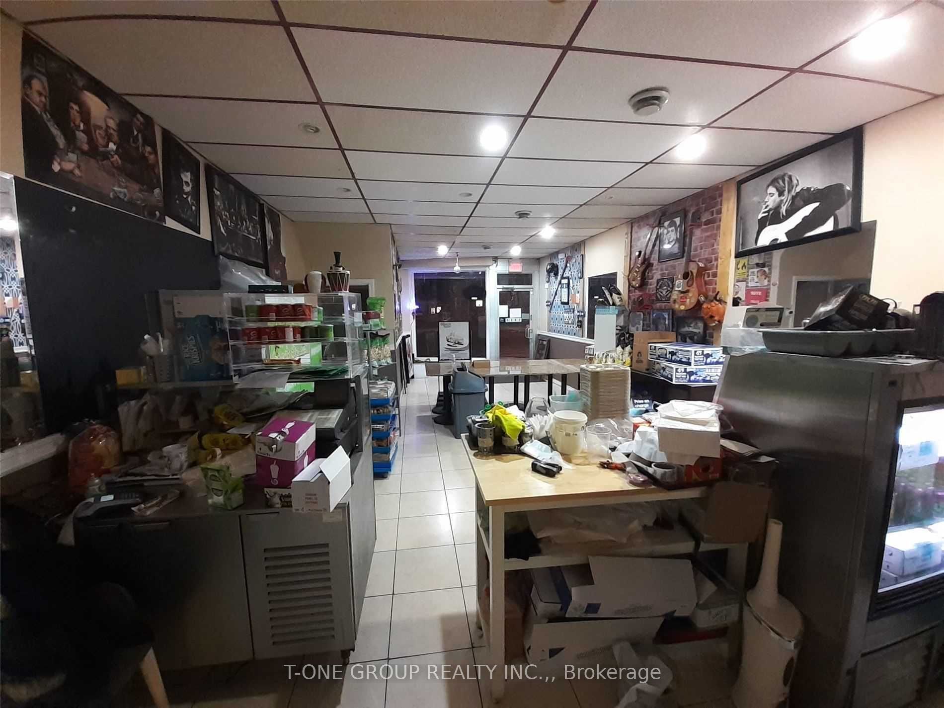 2635 Eglinton Avenue W Property Photo 4
