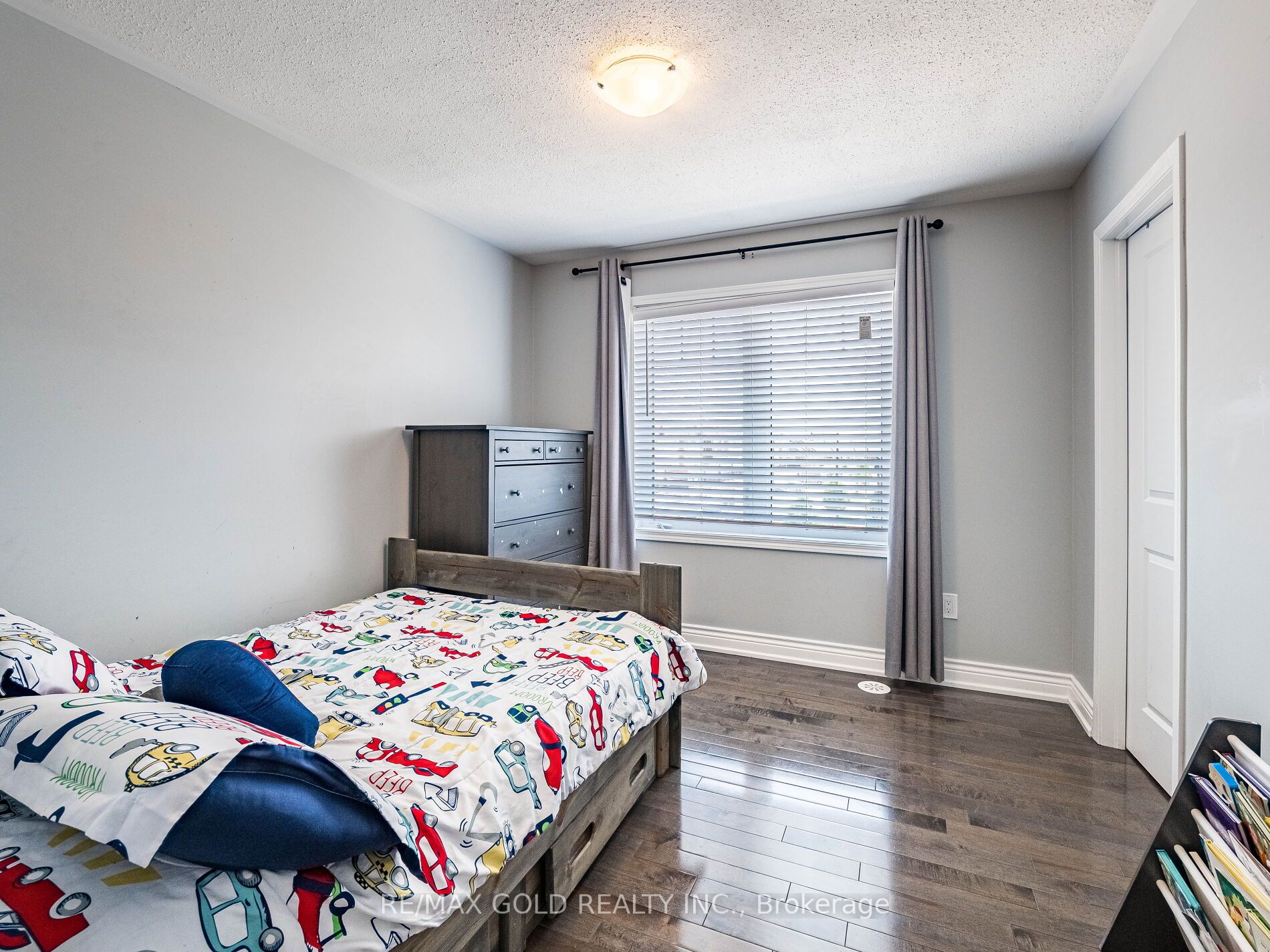 12 Affleck Road Property Photo 28