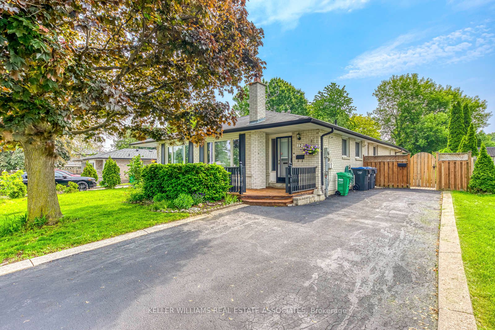 12 Gulliver Crescent Property Photo 1
