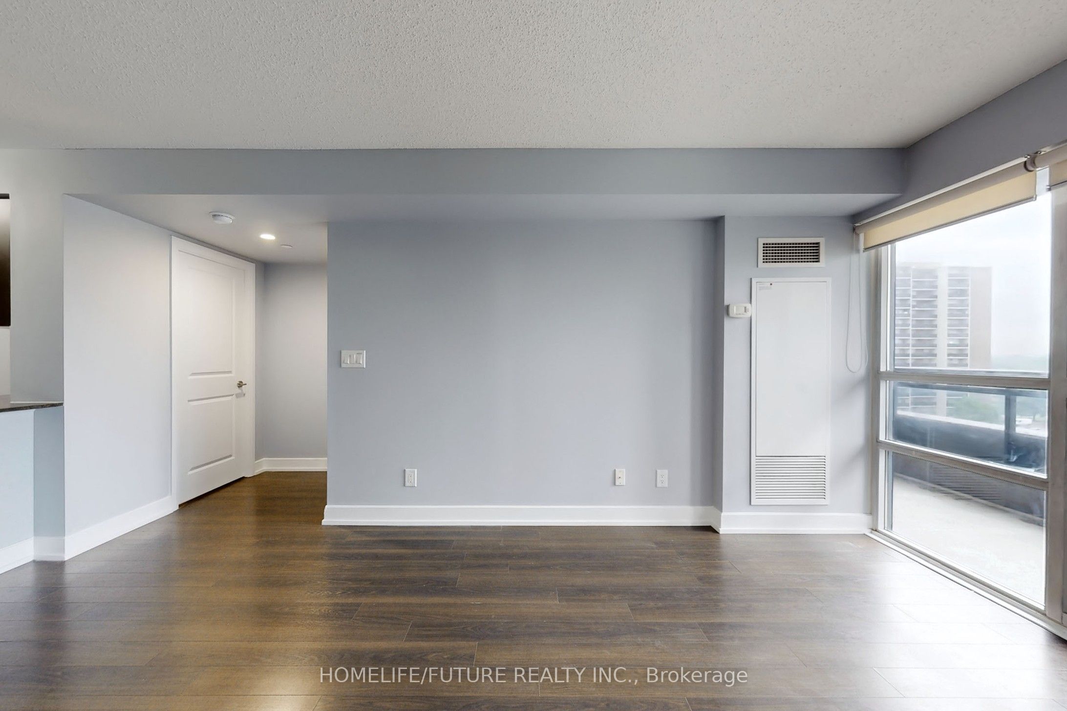 6 Eva Road 701 Property Photo 7