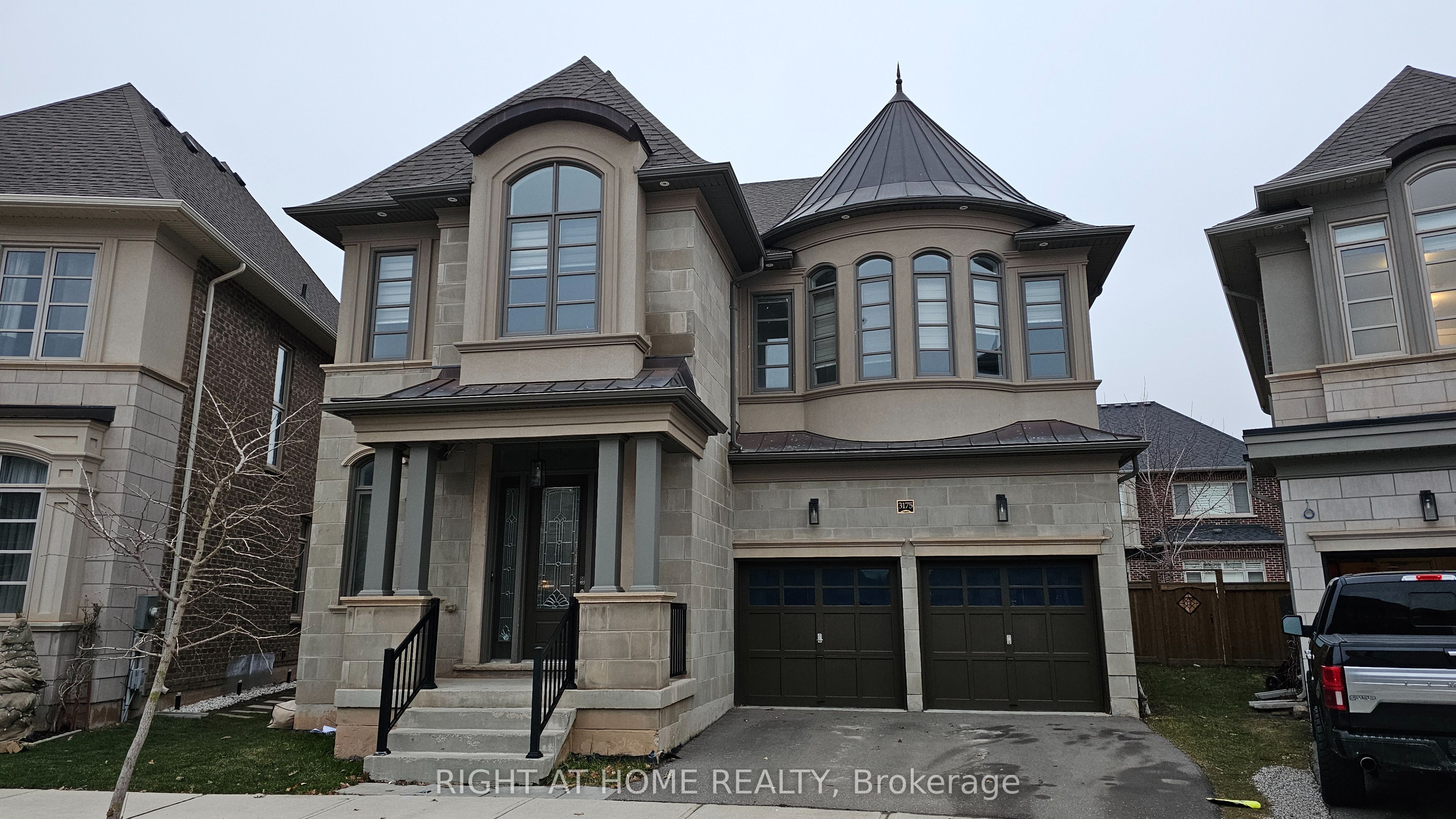 3175 Daniel Way Property Photo 1
