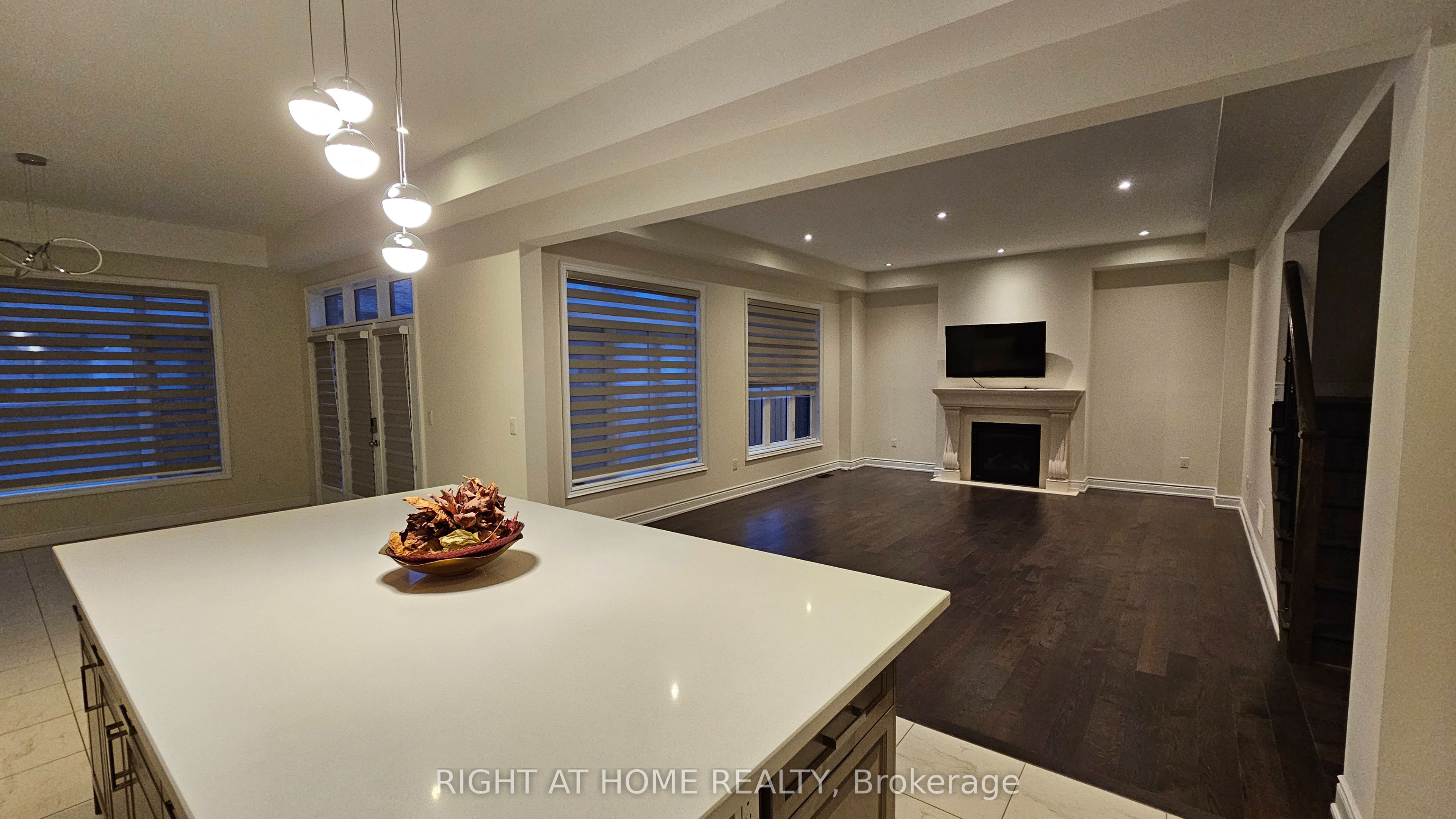 3175 Daniel Way Property Photo 6