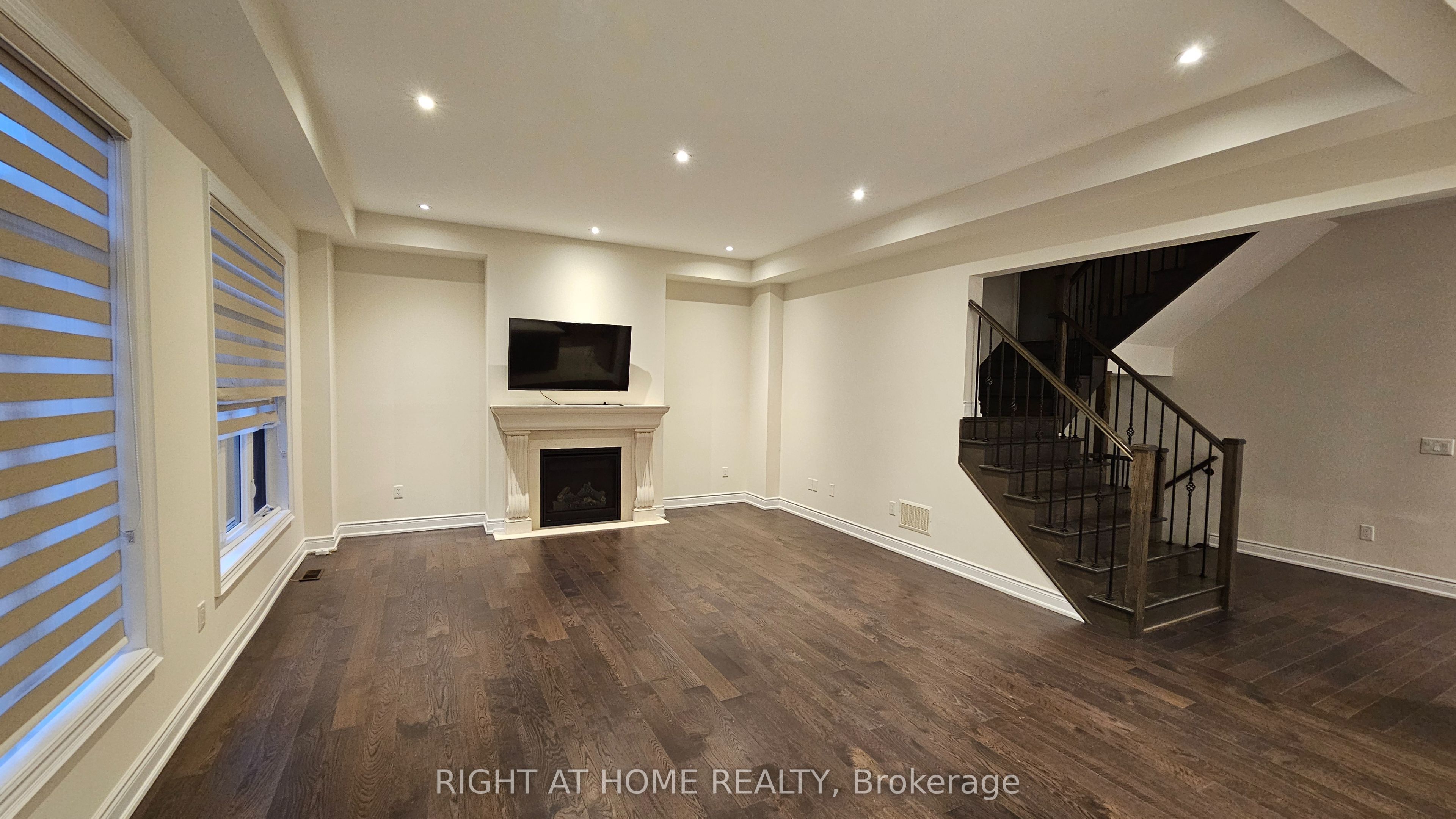 3175 Daniel Way Property Photo 7