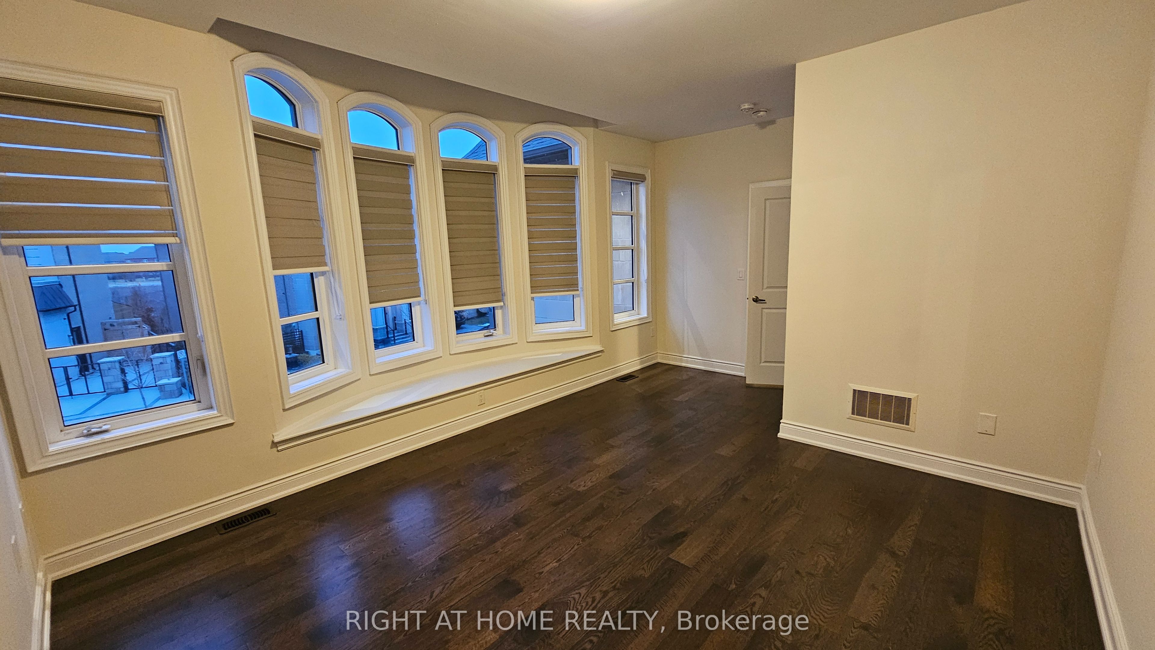 3175 Daniel Way Property Photo 15