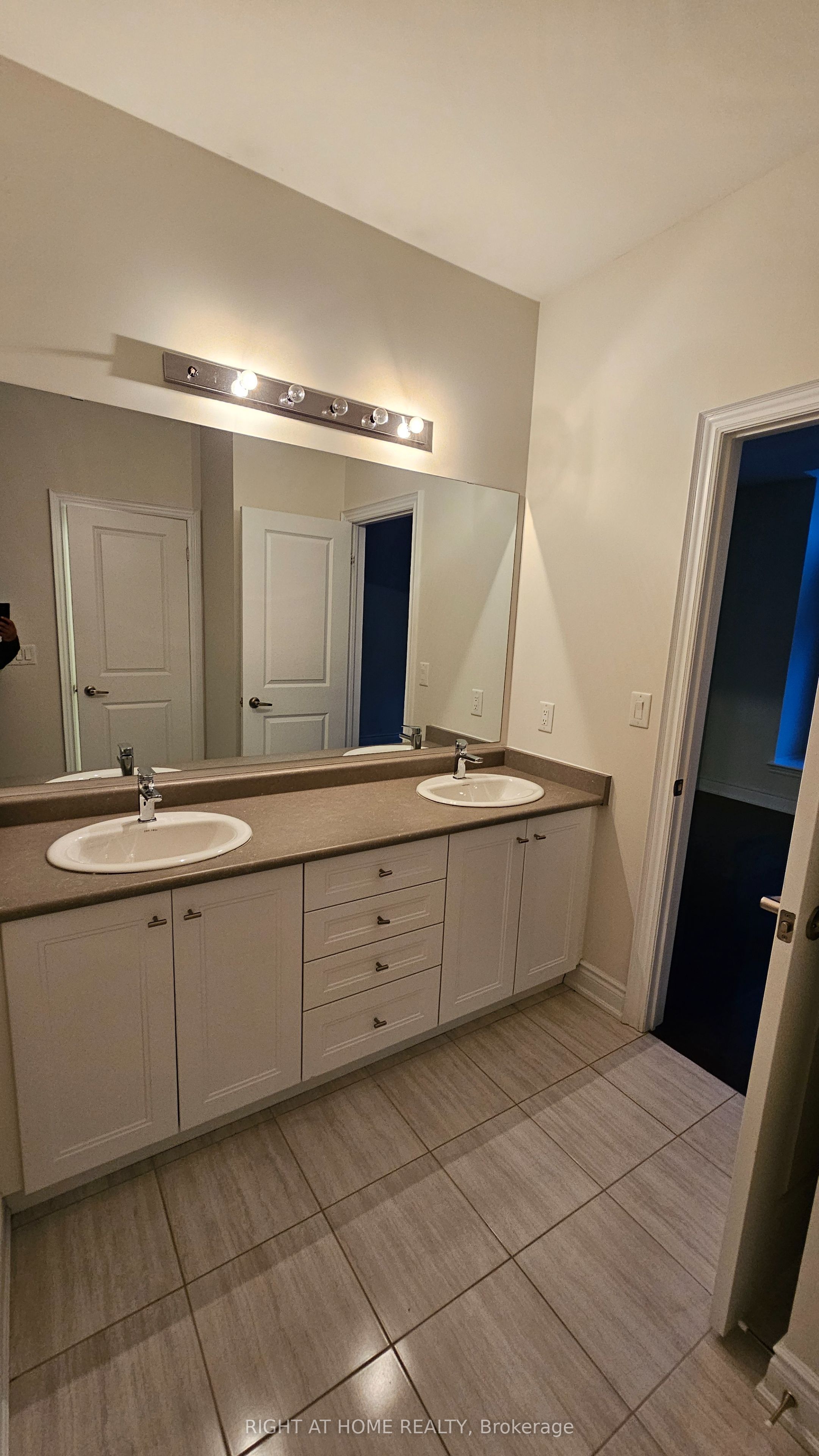 3175 Daniel Way Property Photo 18