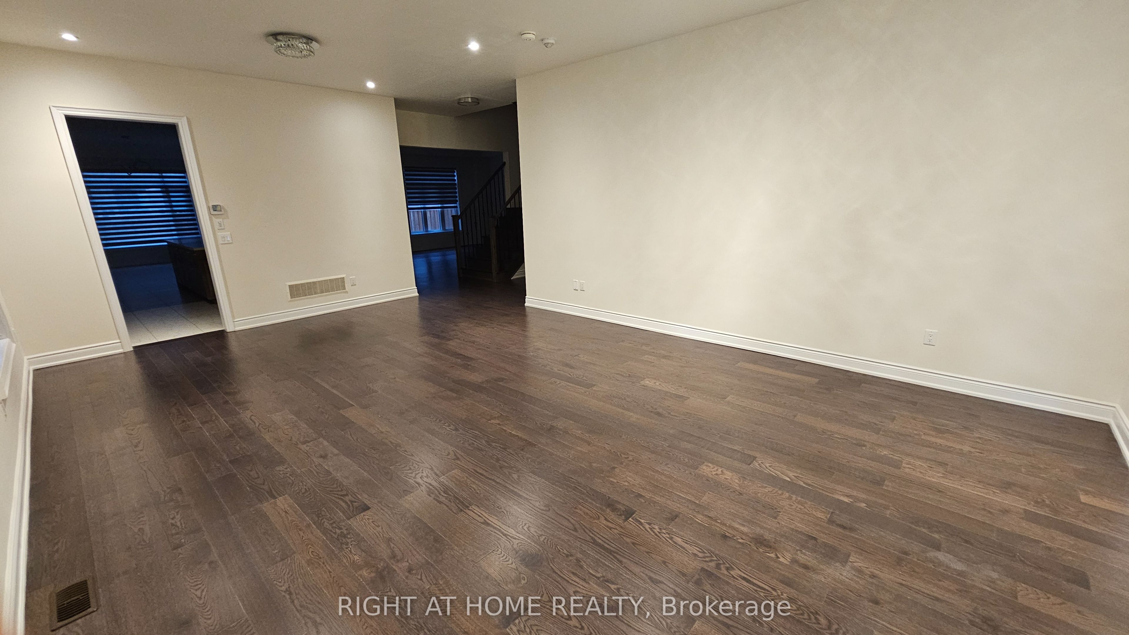 3175 Daniel Way Property Photo 29