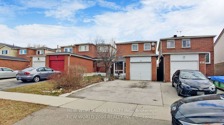 676 Galloway Crescent Property Photo 1