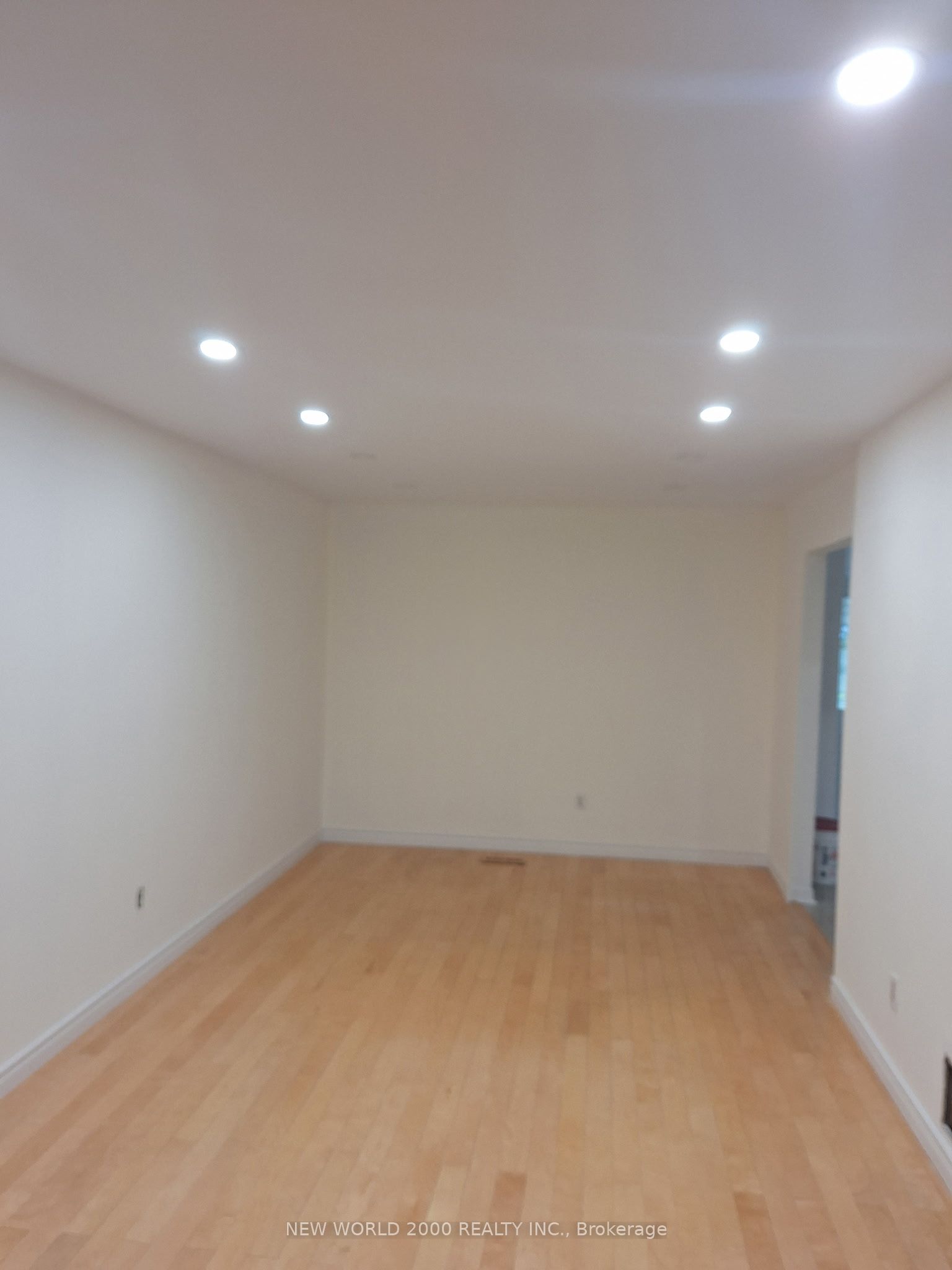 676 Galloway Crescent Property Photo 11
