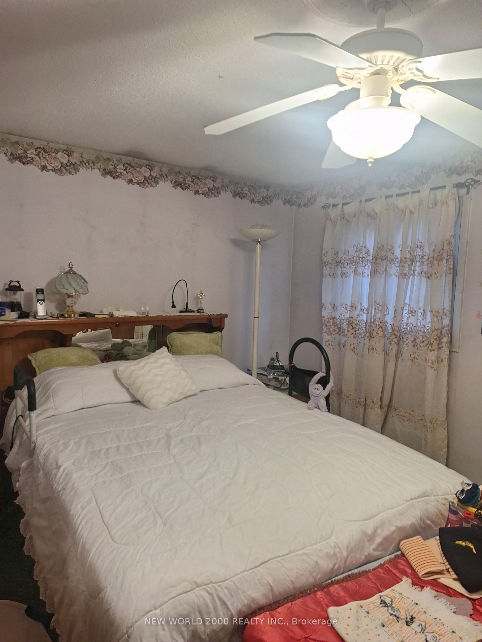 676 Galloway Crescent Property Photo 17