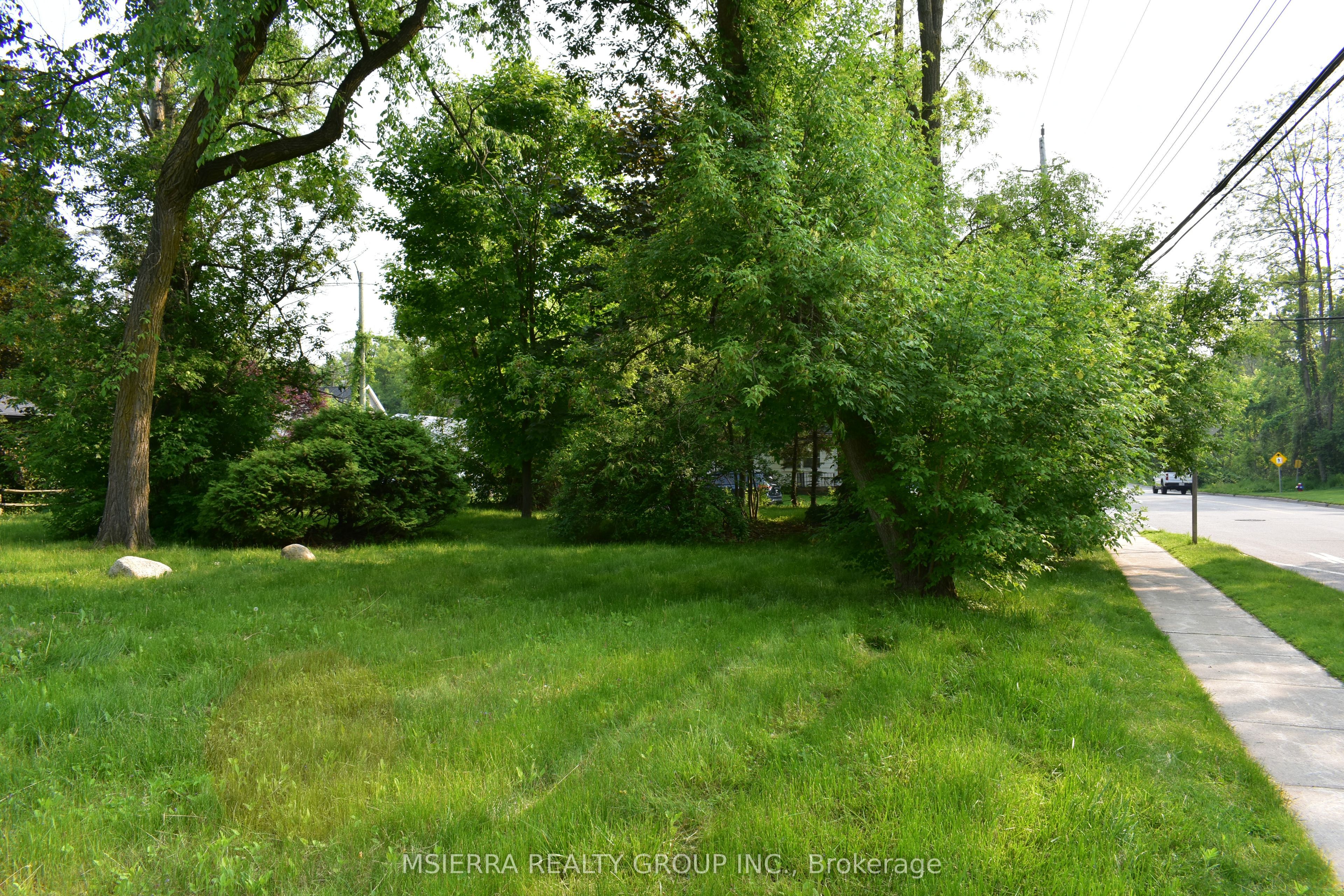 4 Walker Rd W Property Photo 14