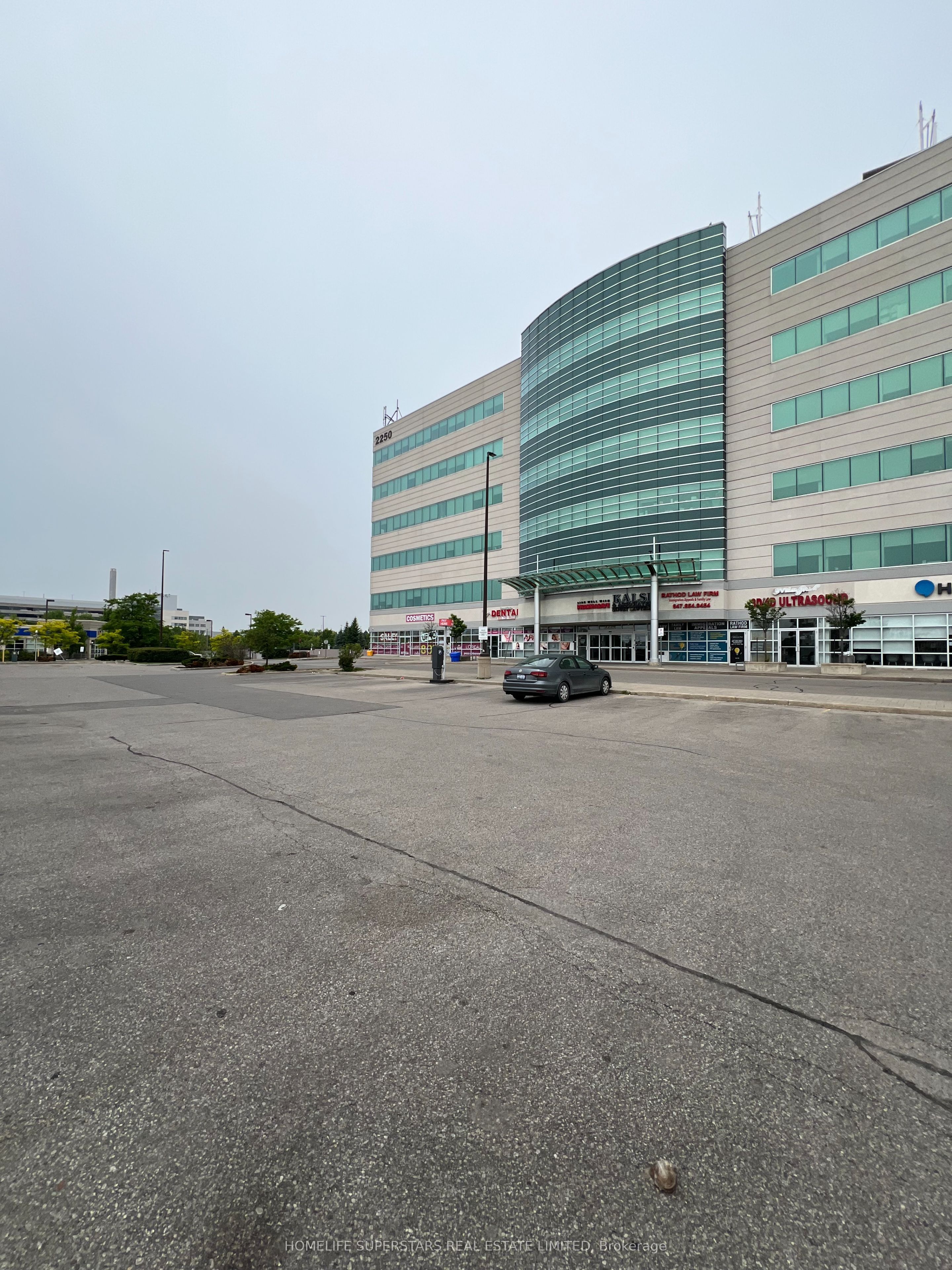 #607 - 2250 Bovaird Drive Property Photo 3