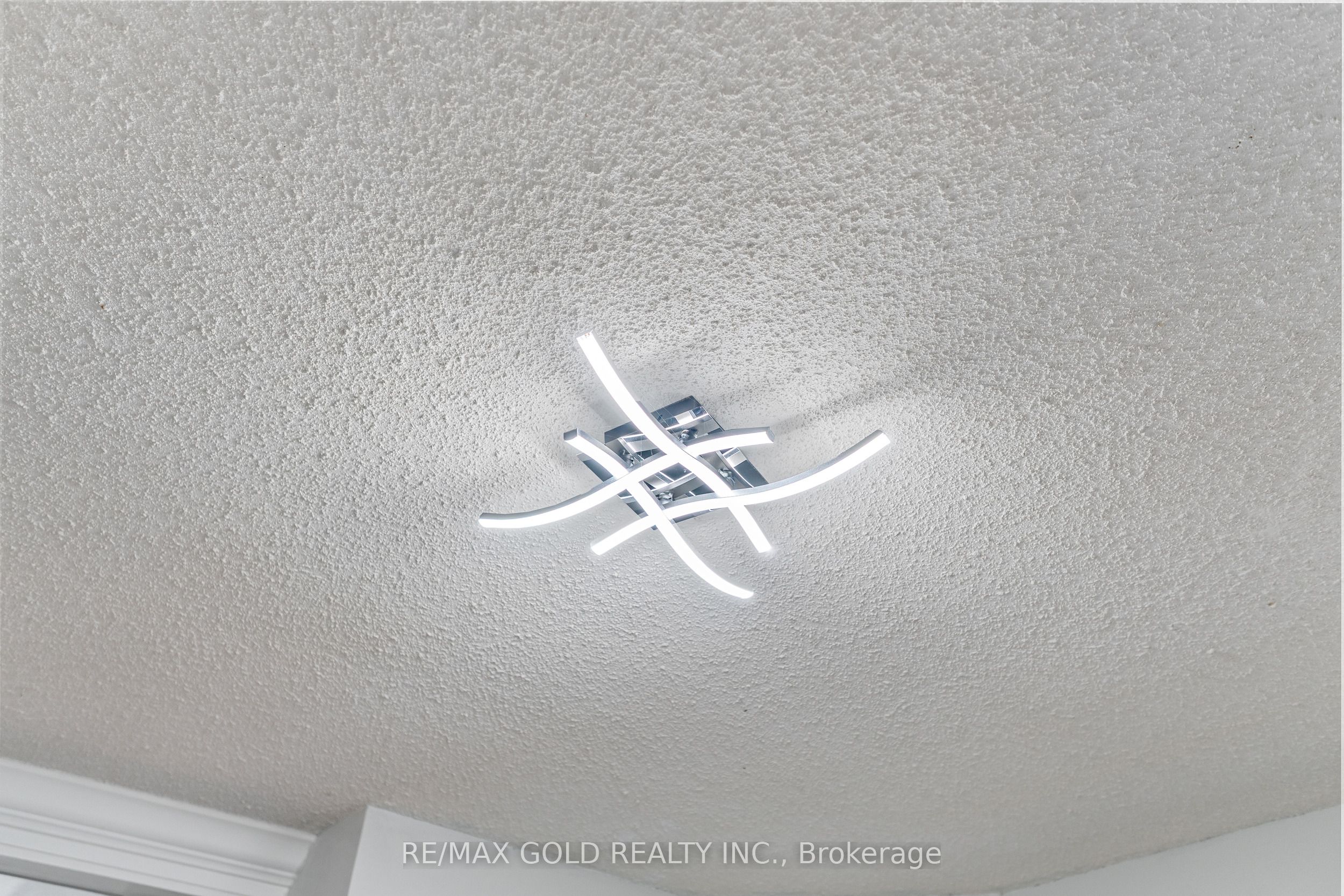 61 Markbrook Lane 413 Property Photo 27